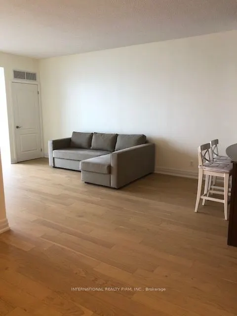 699 ABERDEEN Boulevard, #504