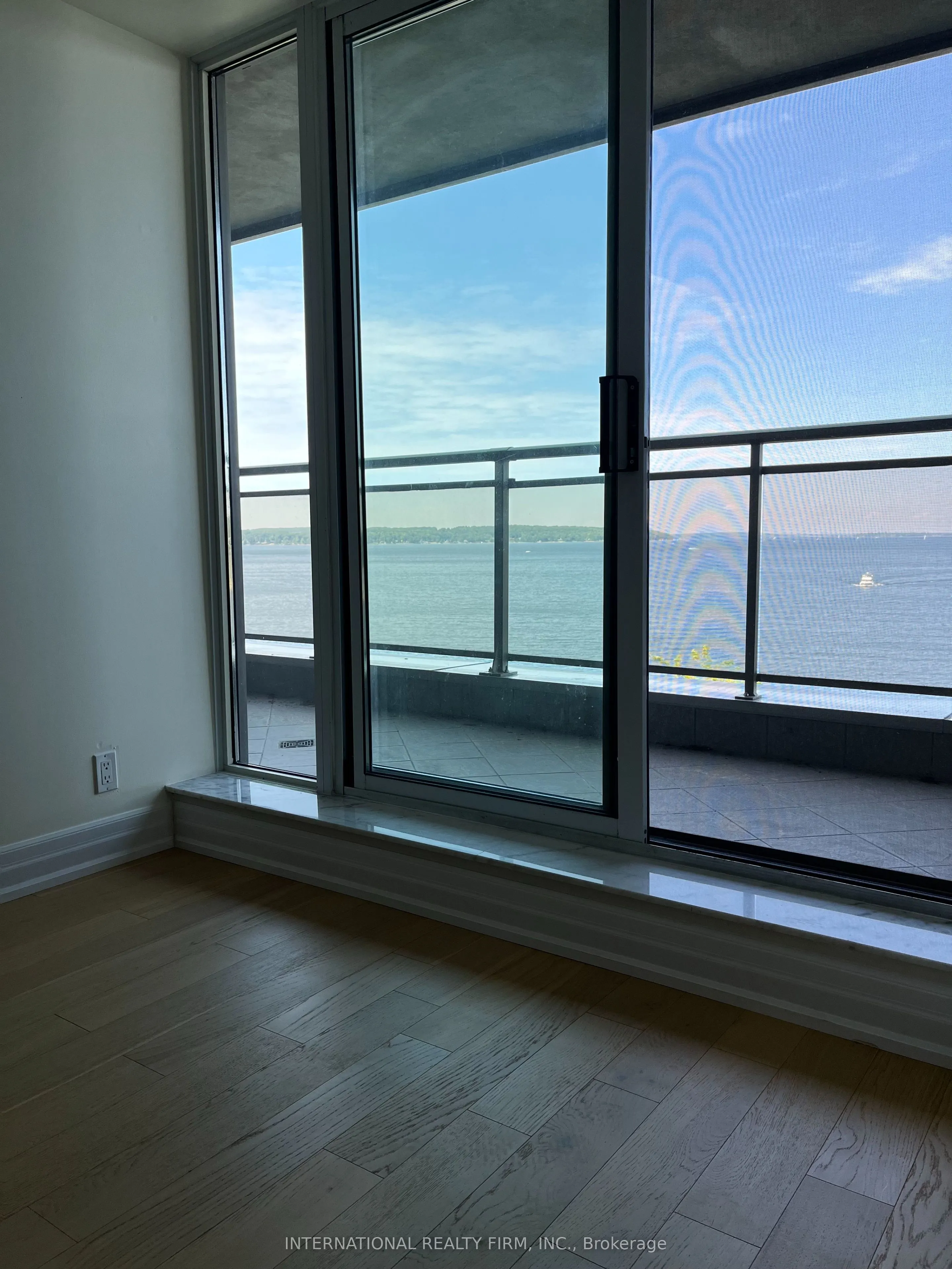 699 ABERDEEN Boulevard, #504