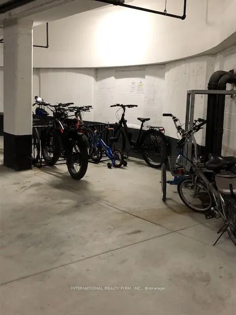 699 ABERDEEN Boulevard, #504