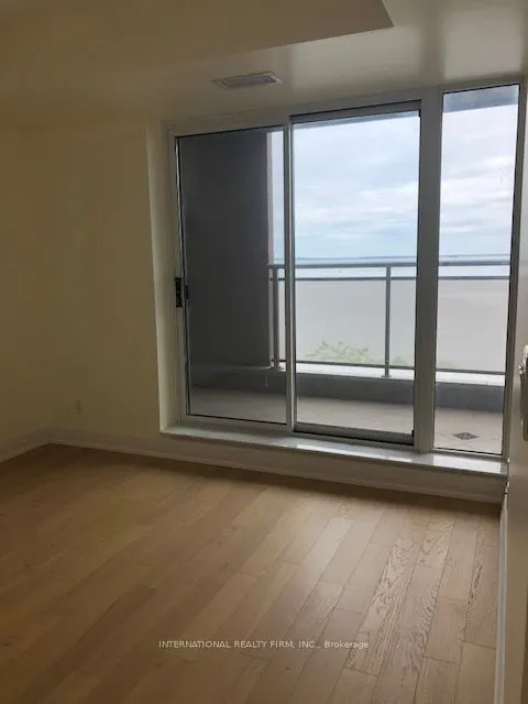 699 ABERDEEN Boulevard #504