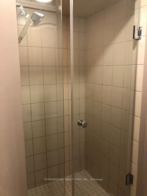 699 ABERDEEN Boulevard, #504