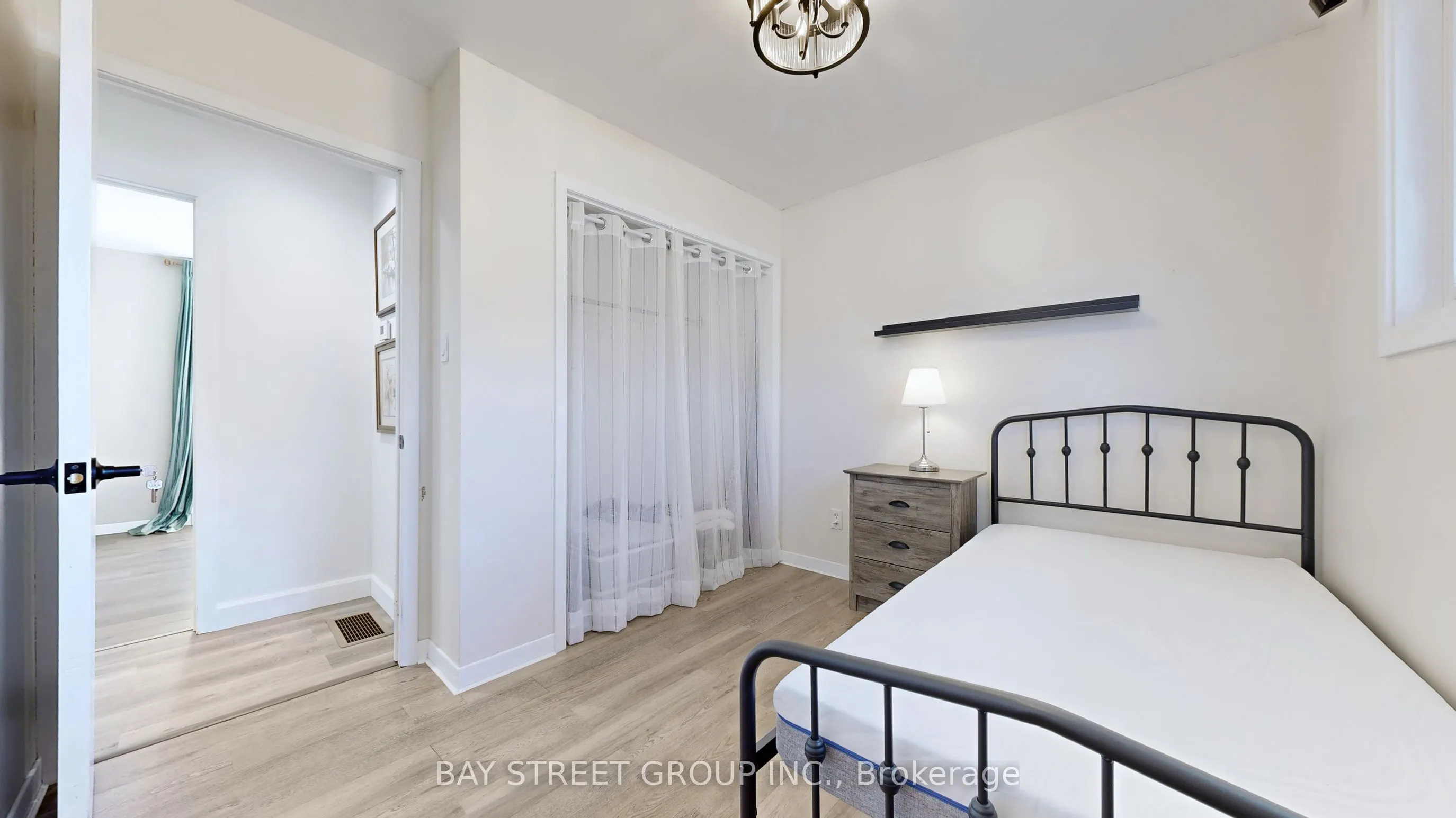 142 Patterson Road, #Main Floor