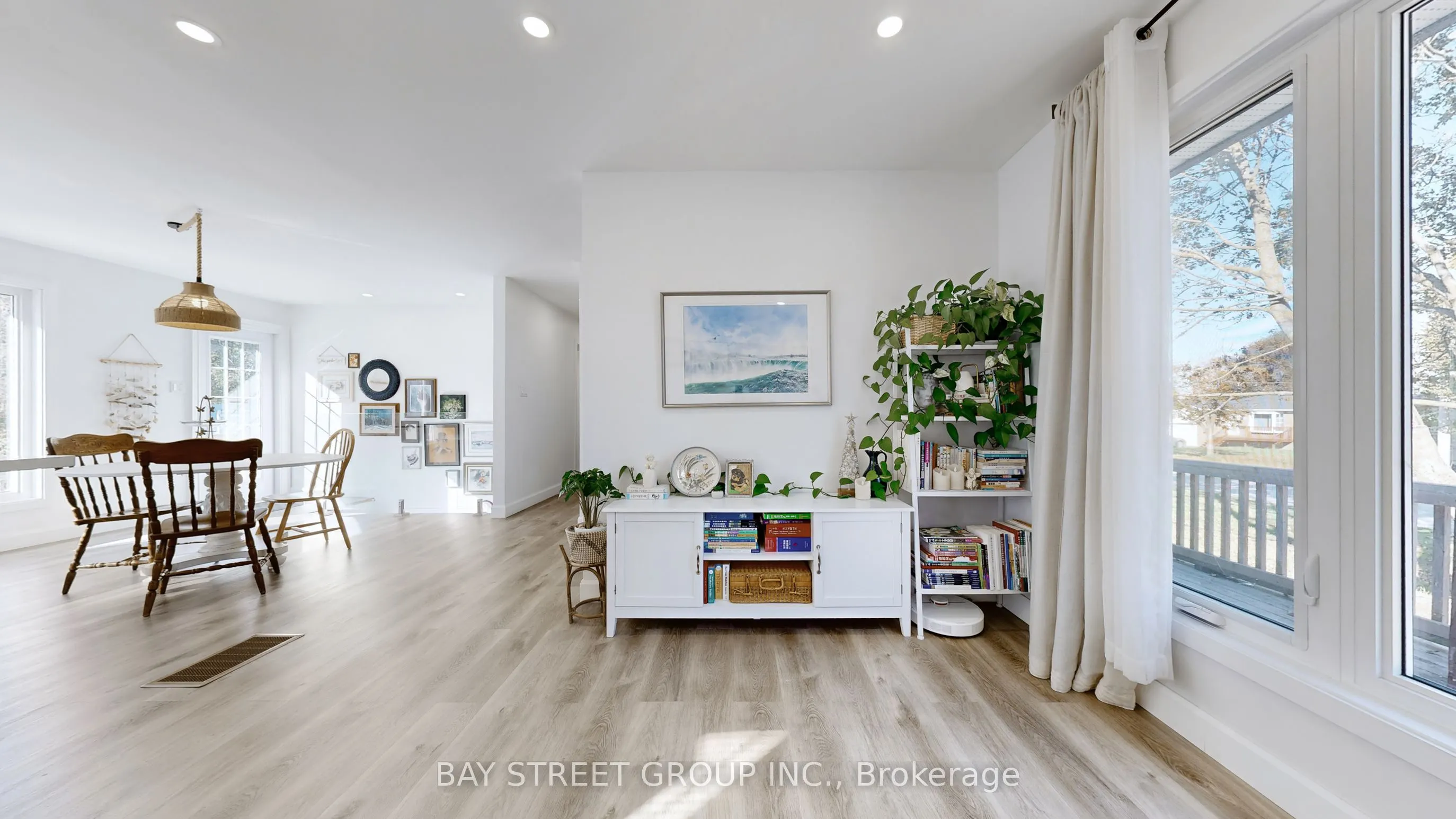 142 Patterson Road, #Main Floor