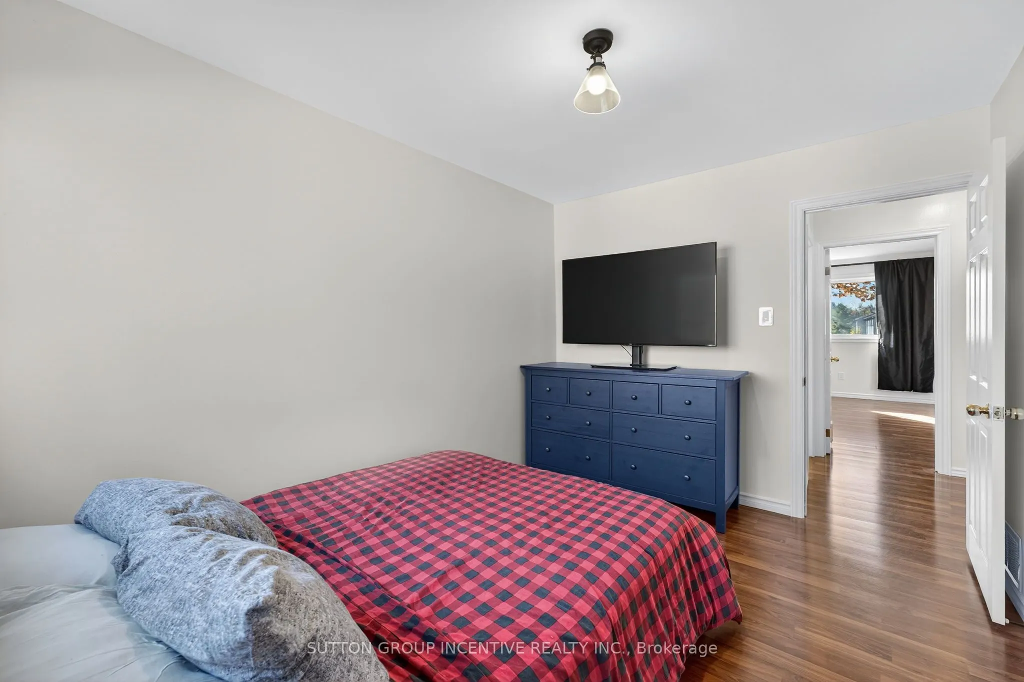 441 BARRIE Road, #82