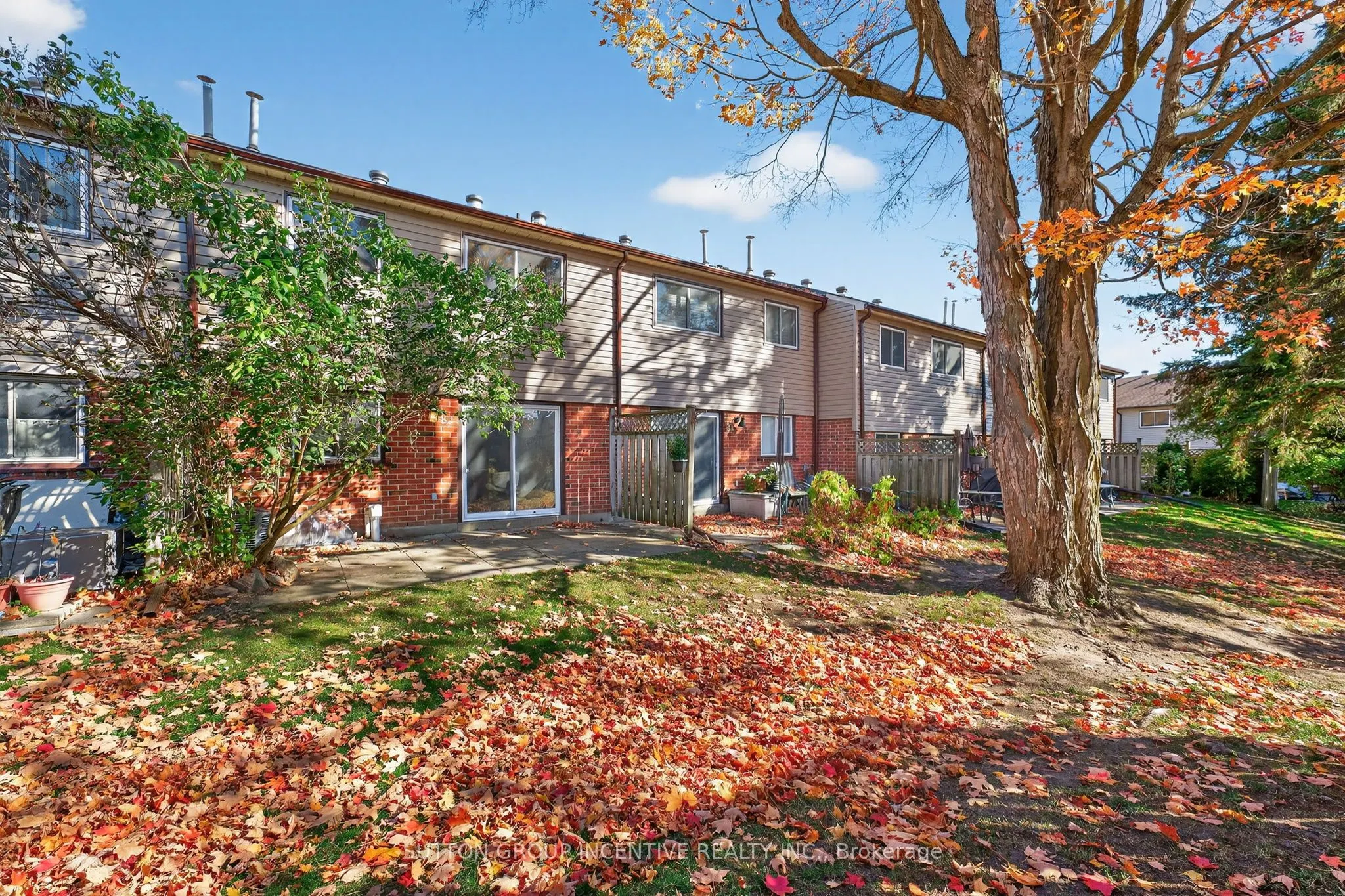 441 BARRIE Road, #82