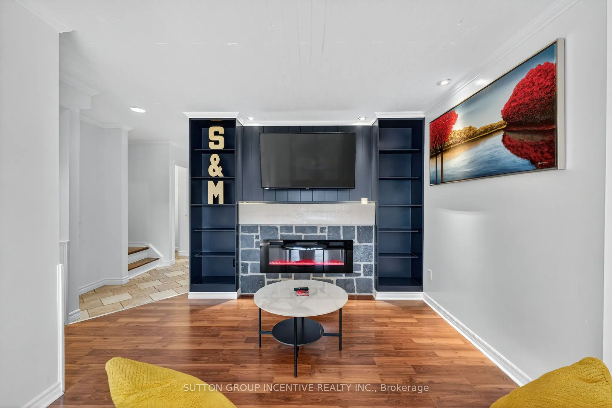 441 BARRIE Road, #82