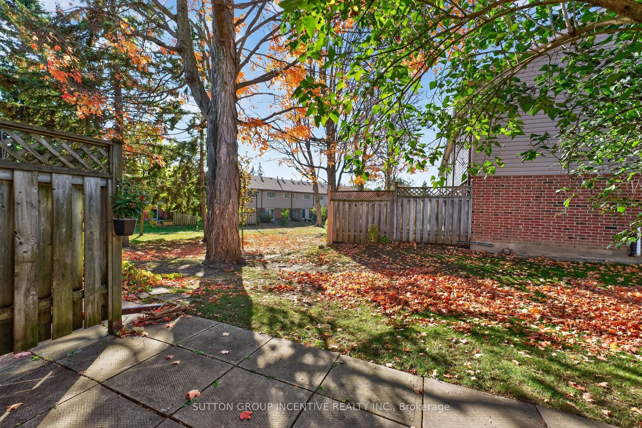 441 BARRIE Road, #82