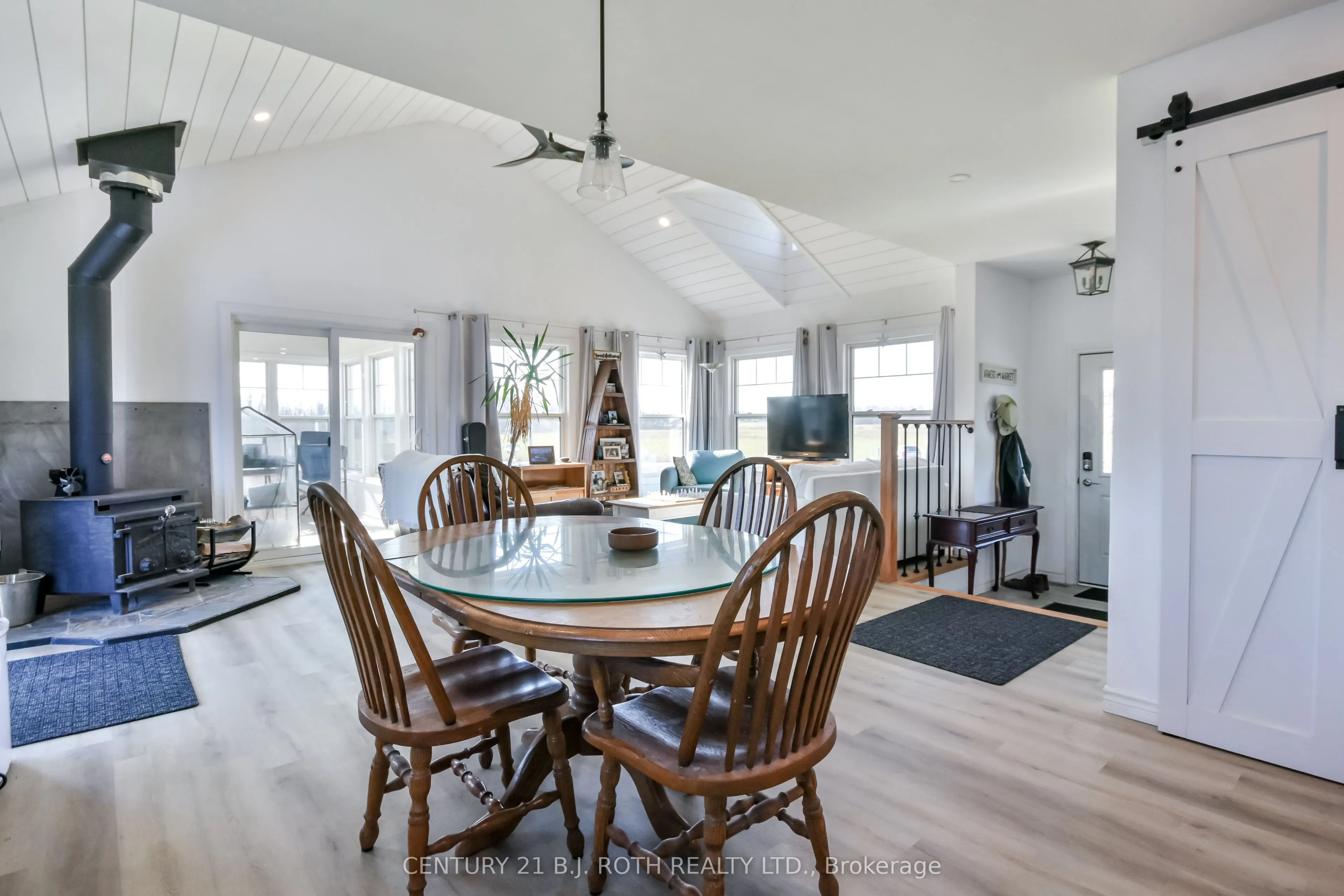 2293 Hampshire Mills Line