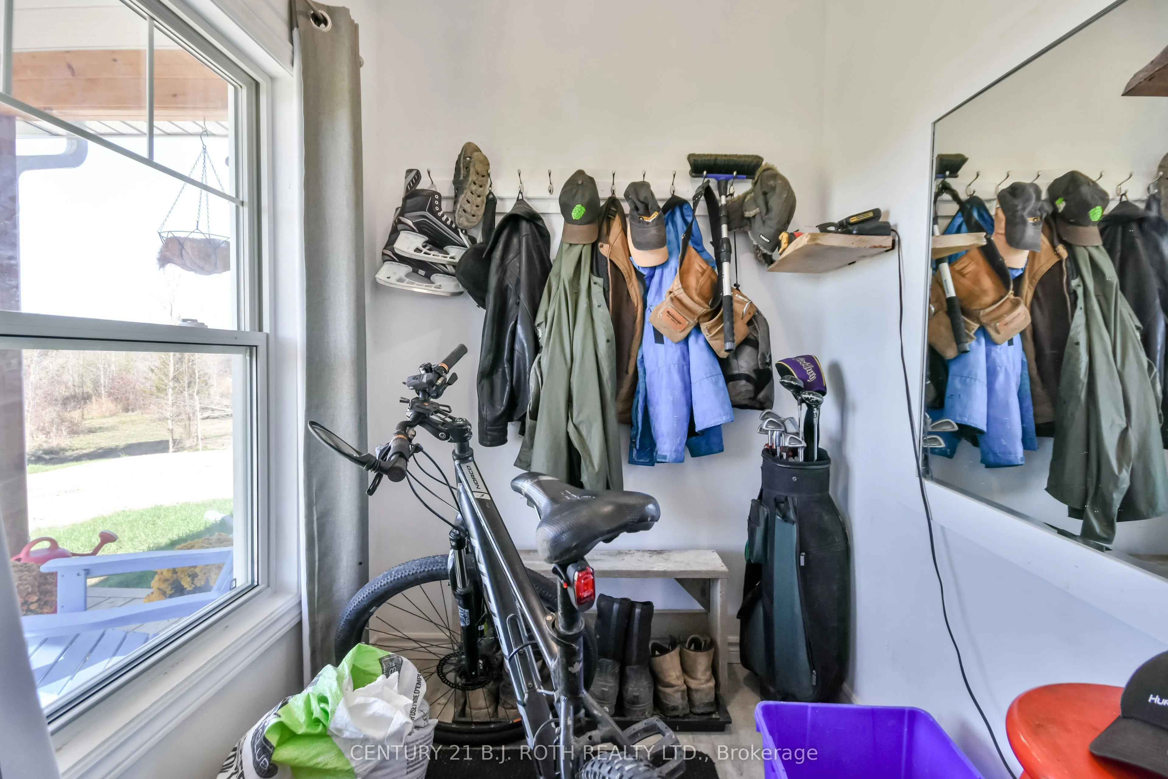 2293 Hampshire Mills Line