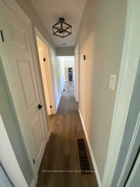 1207 Bayfield Street N, #MAIN