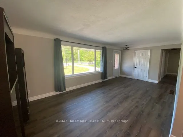 1207 Bayfield Street N, #MAIN