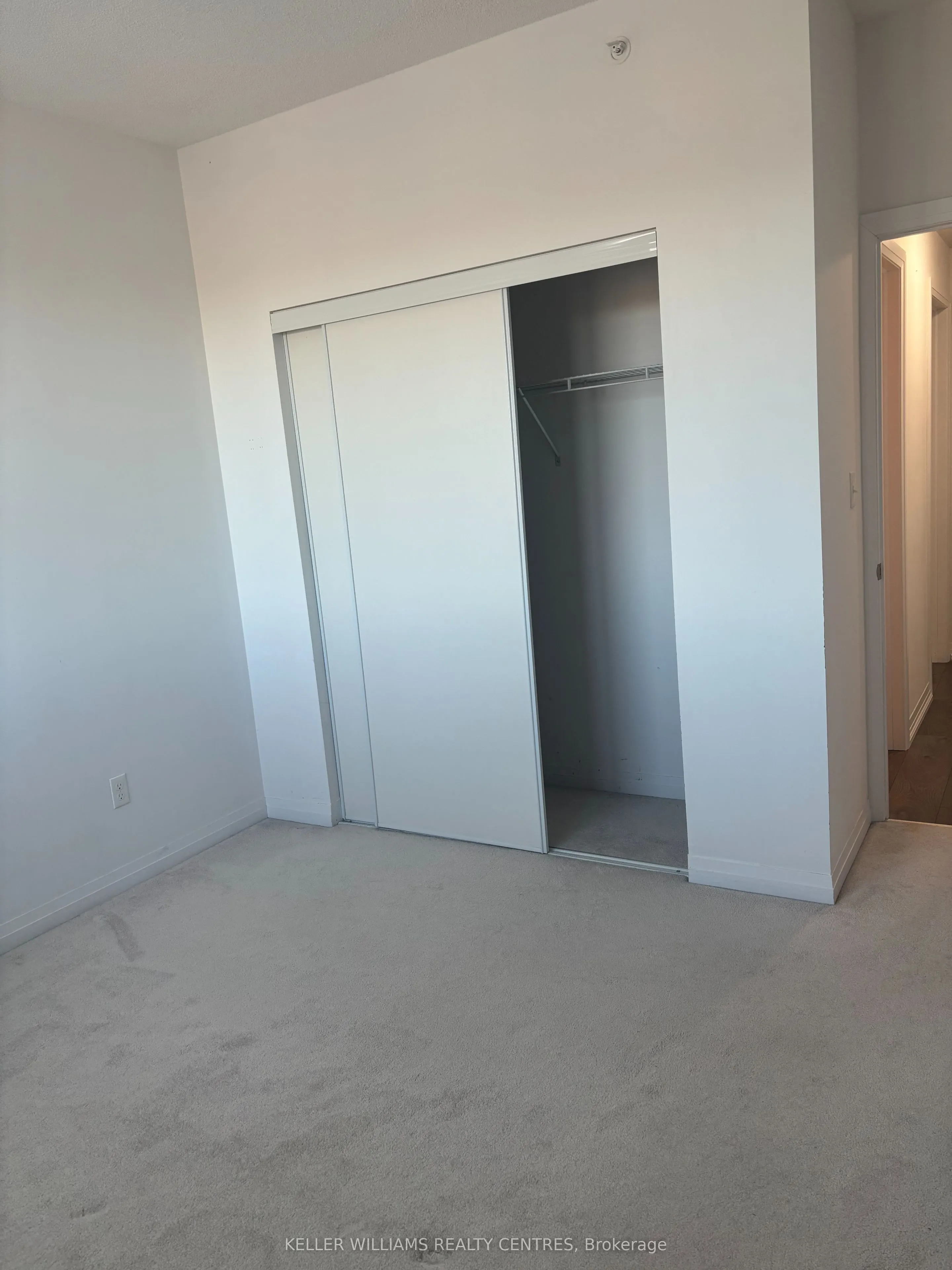 295 Cundles Road E, #107