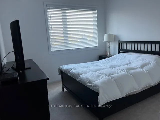 295 Cundles Road E, #107