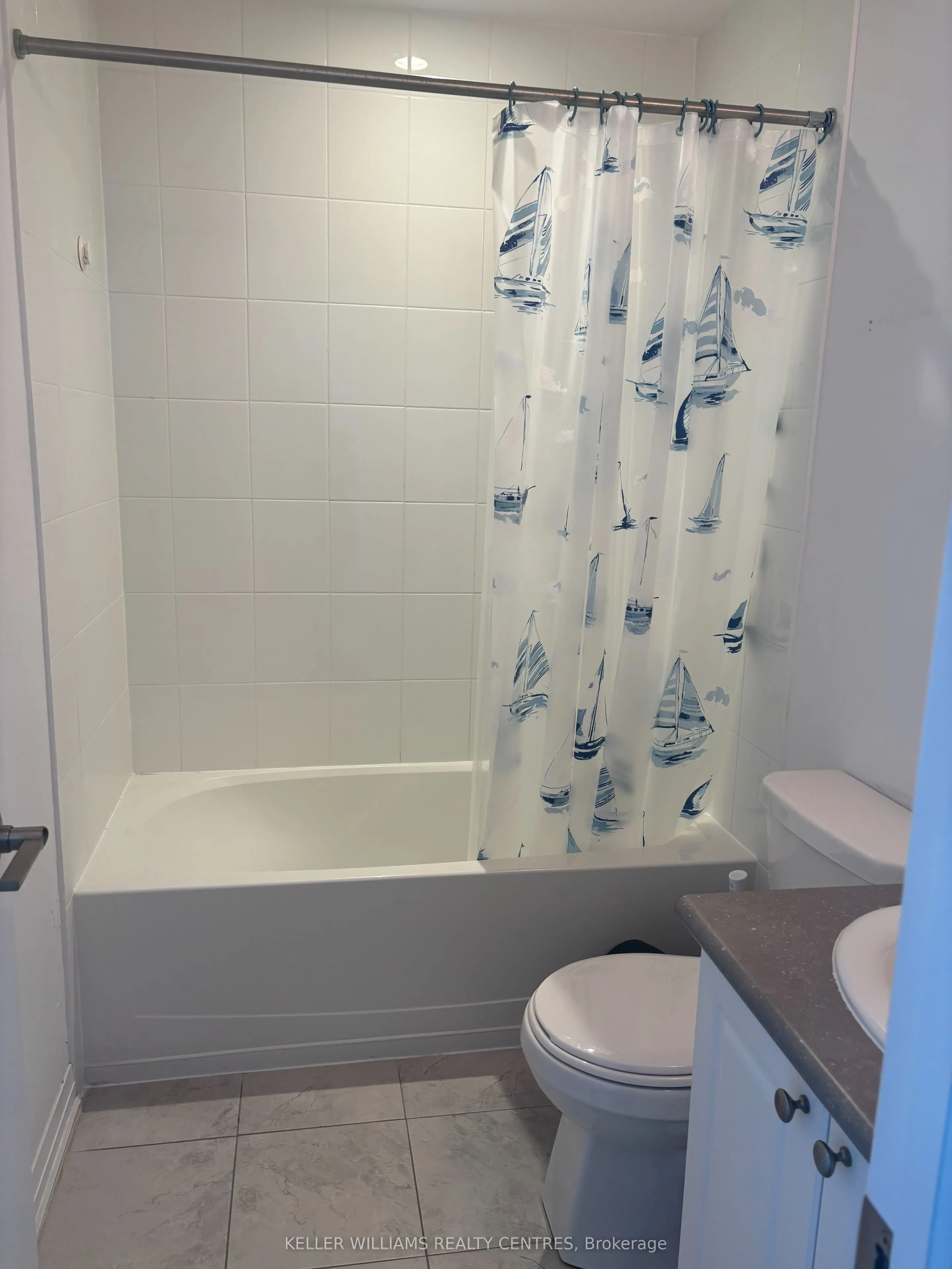 295 Cundles Road E, #107