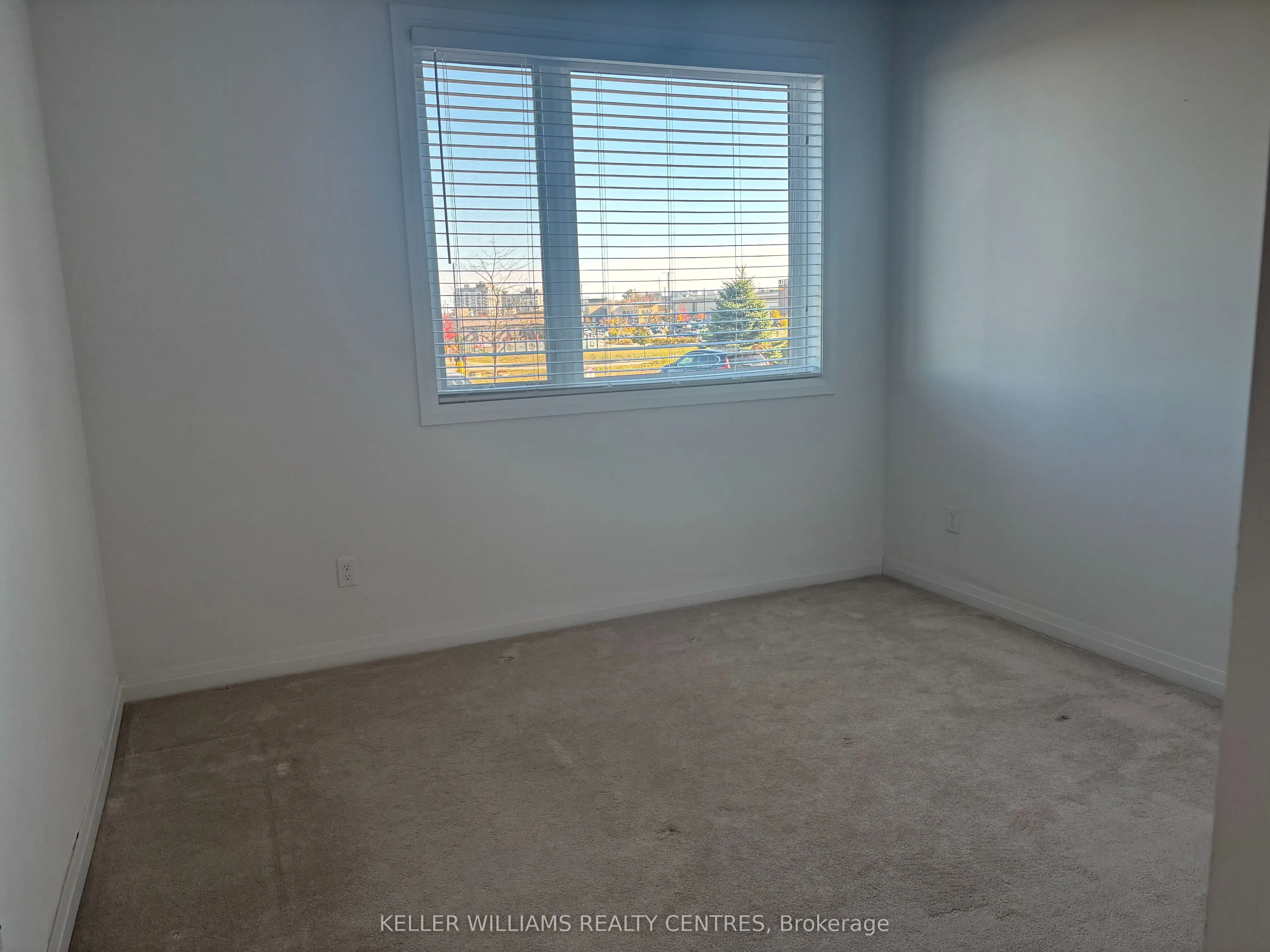 295 Cundles Road E, #107