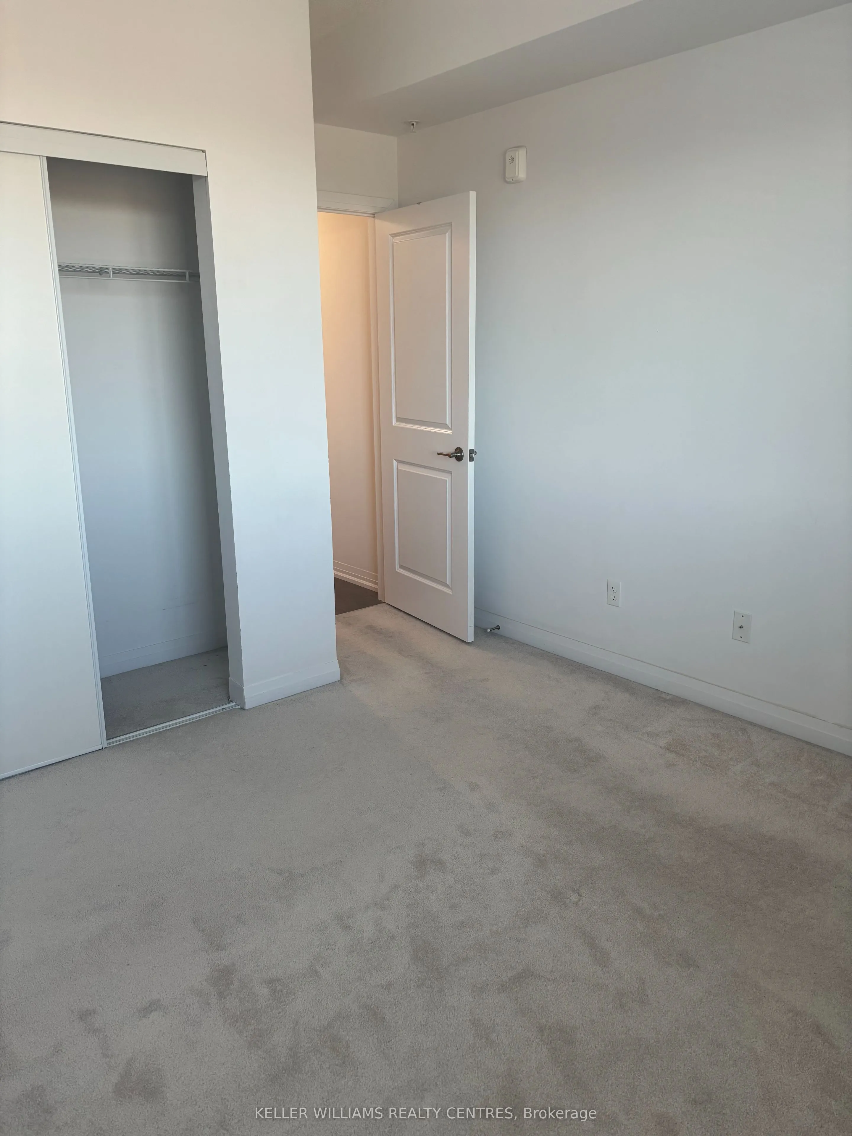 295 Cundles Road E, #107