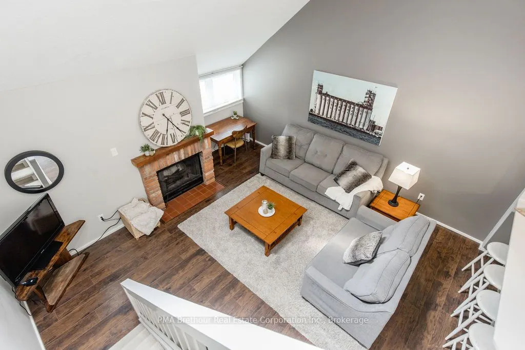 214 Escarpment Crescent, #32