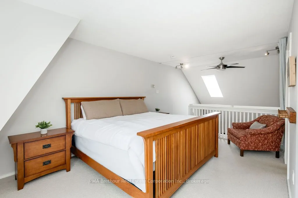 214 Escarpment Crescent, #32