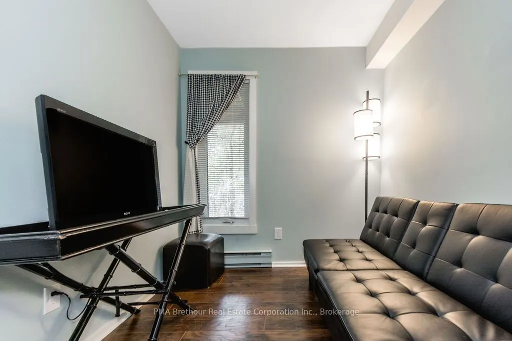 214 Escarpment Crescent, #32