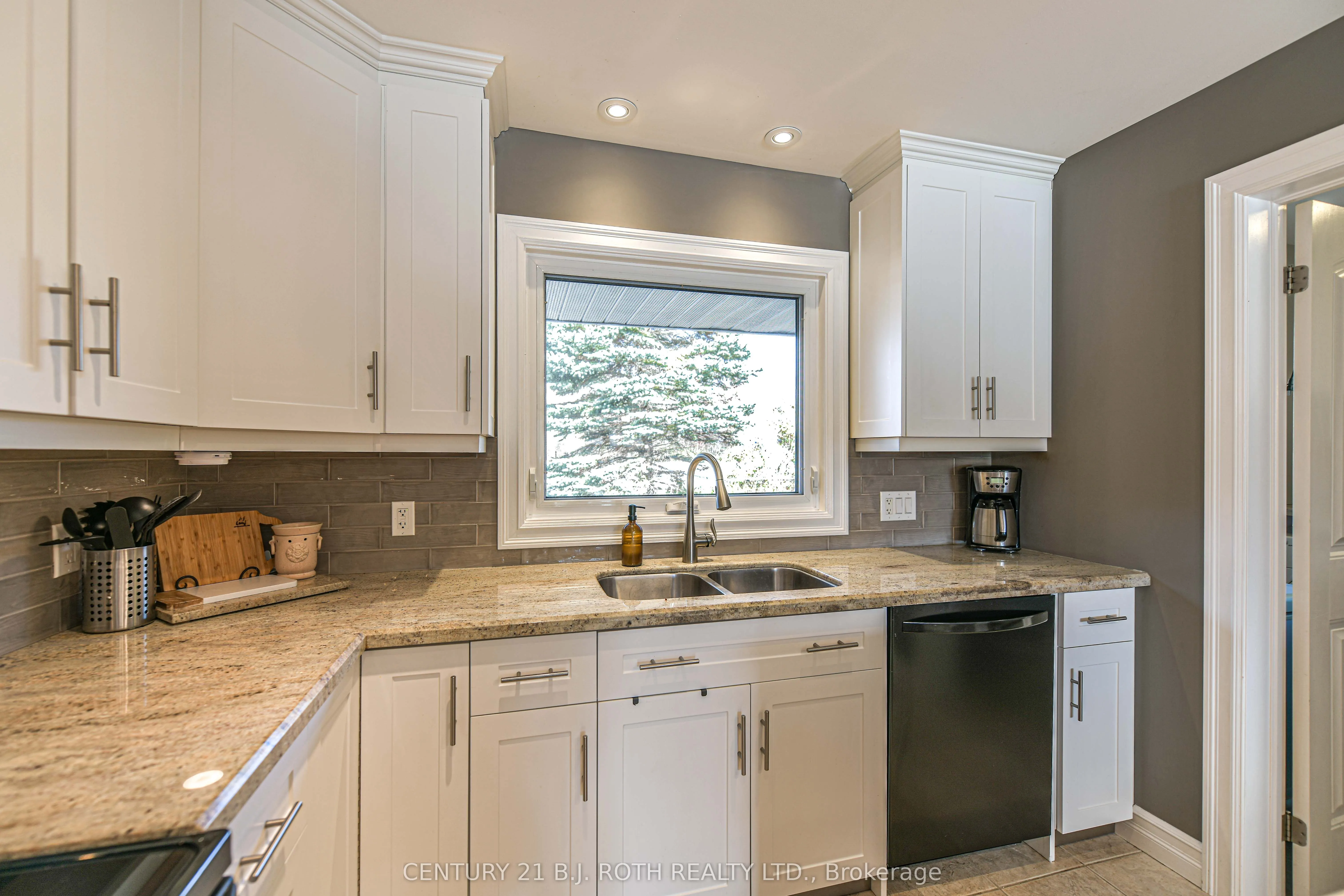 8222 169 COUNTY Road