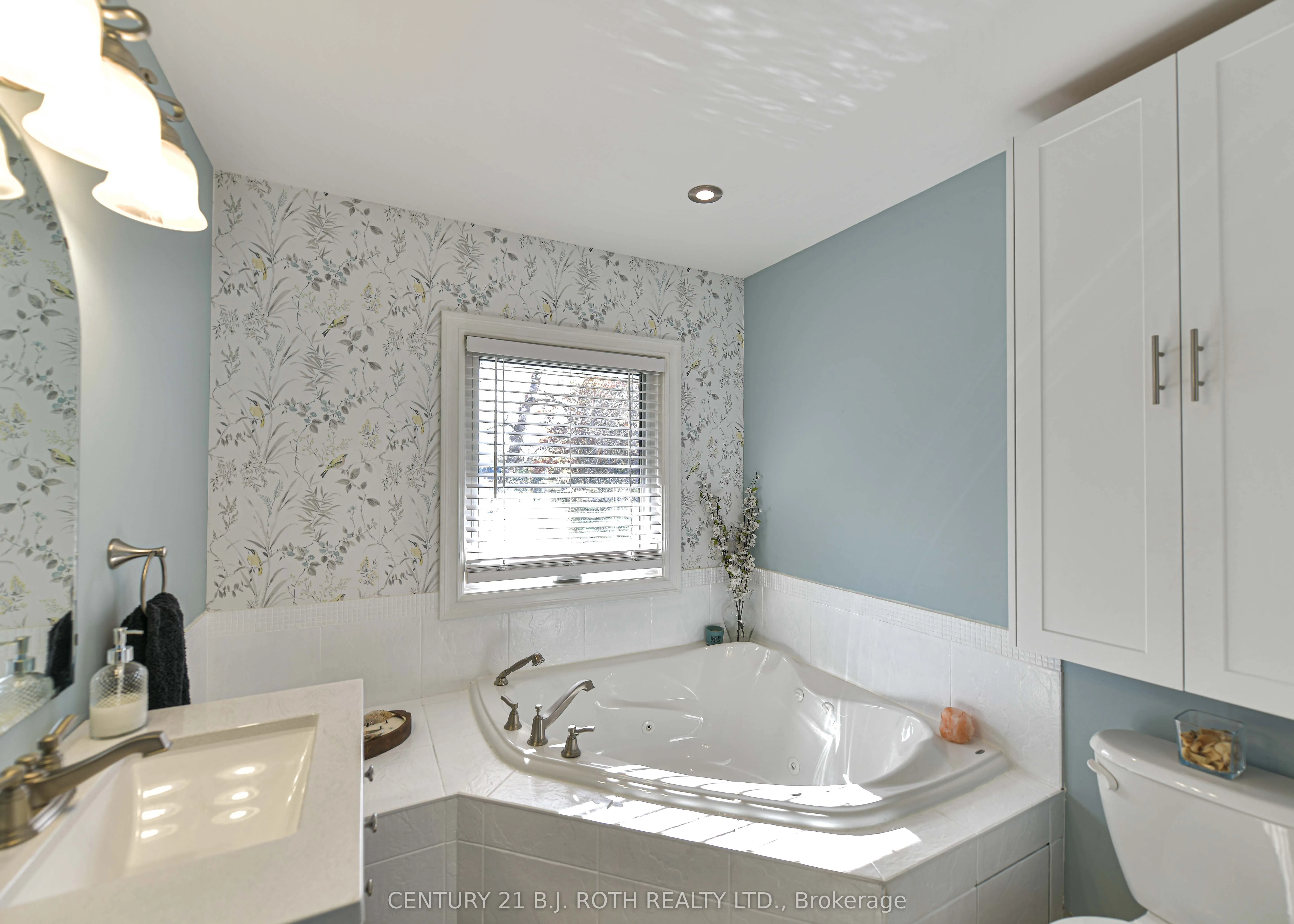 8222 169 COUNTY Road