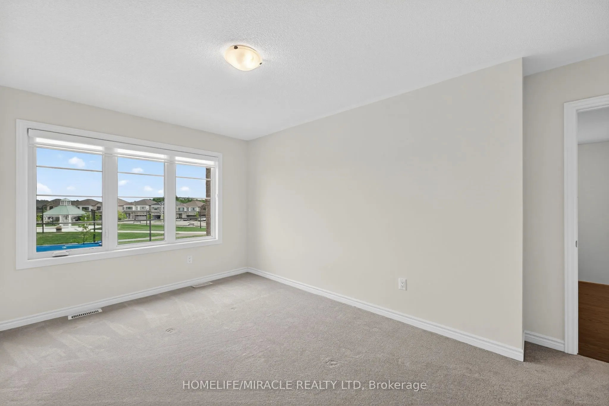 11 Phoenix Boulevard