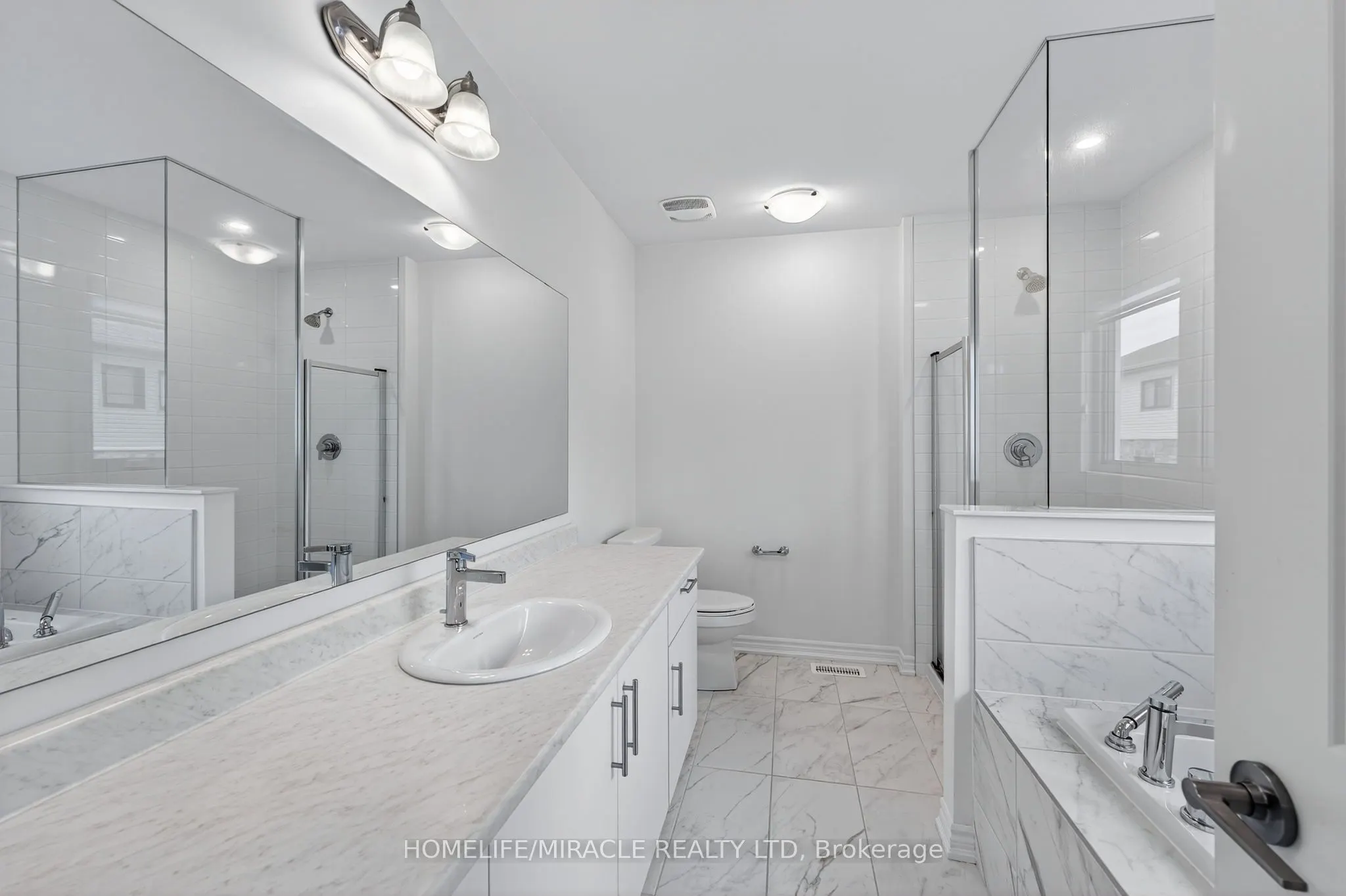 11 Phoenix Boulevard