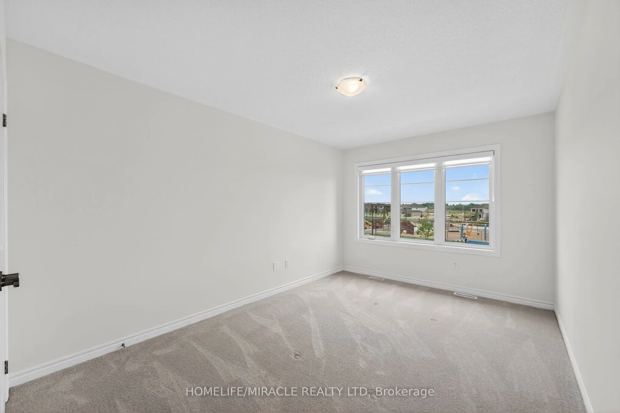 11 Phoenix Boulevard