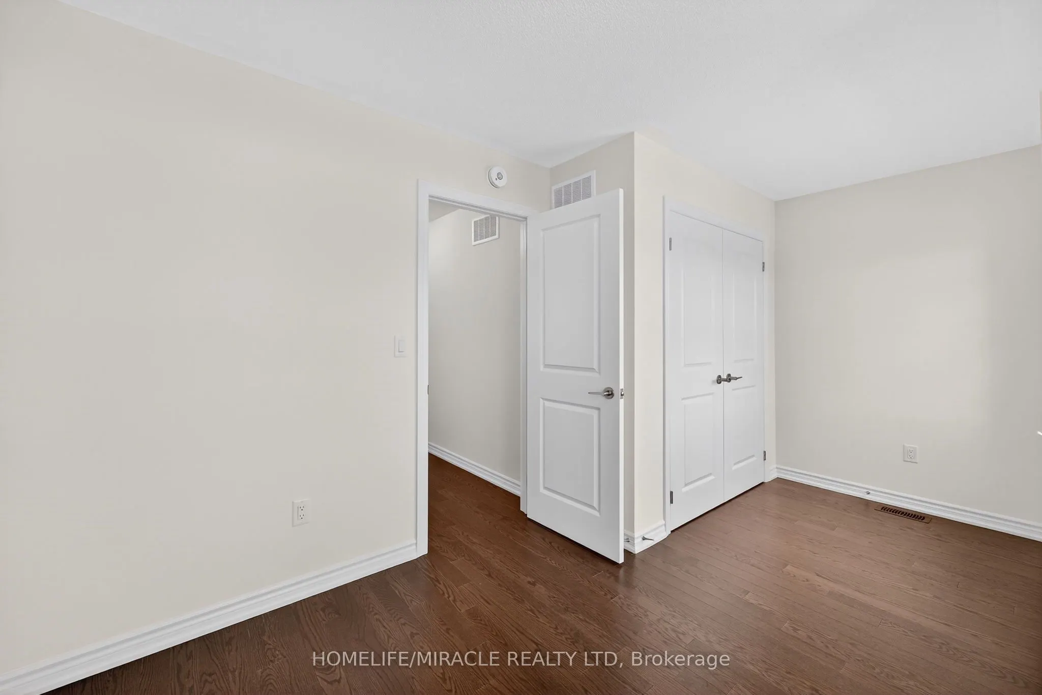 11 Phoenix Boulevard