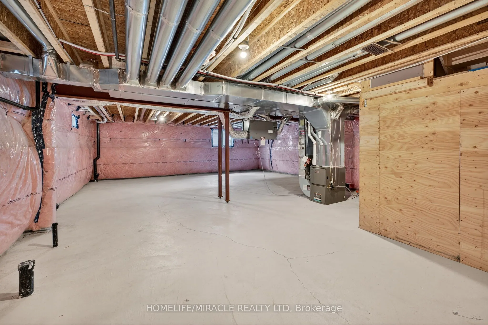 11 Phoenix Boulevard