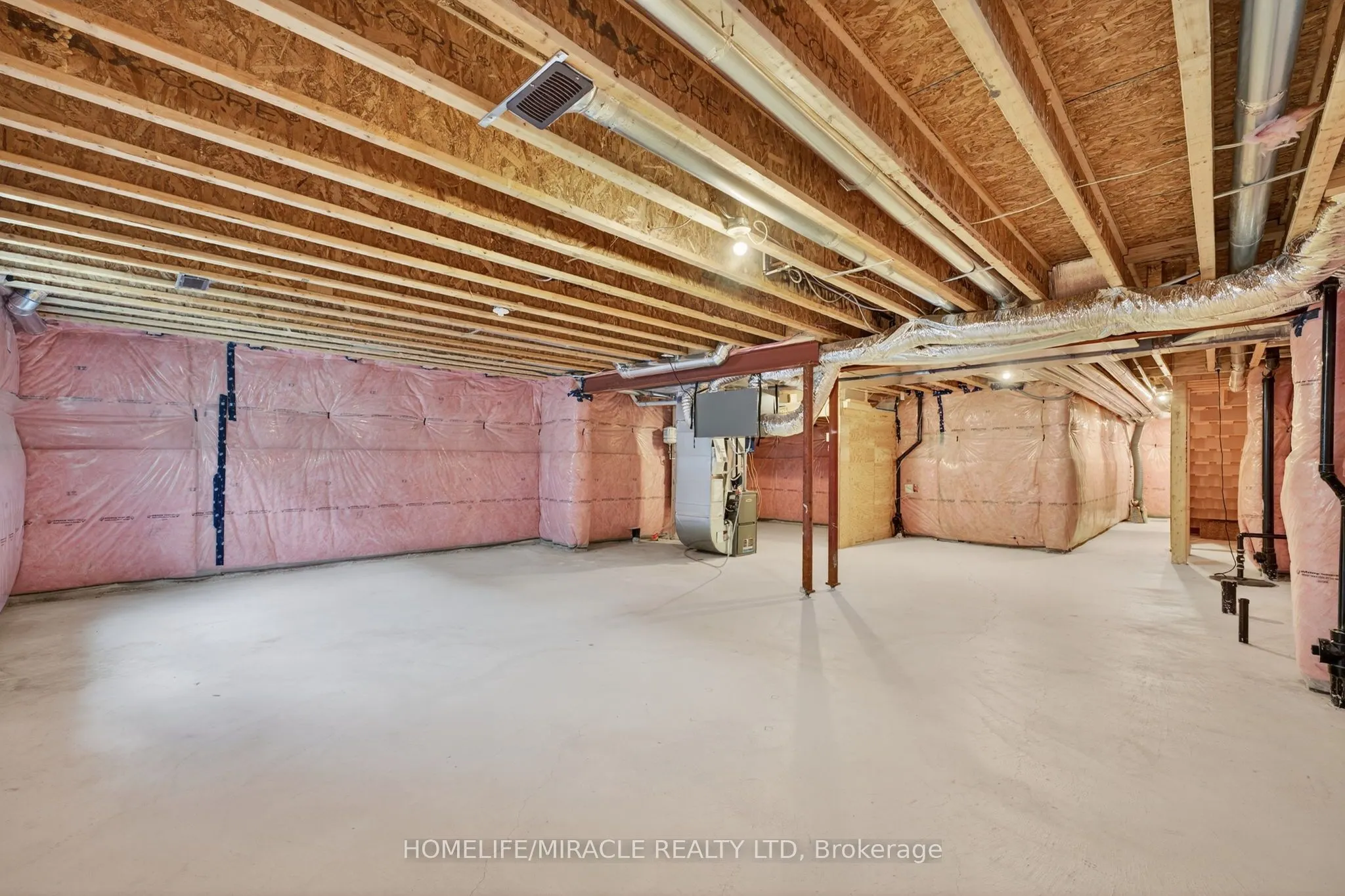 11 Phoenix Boulevard