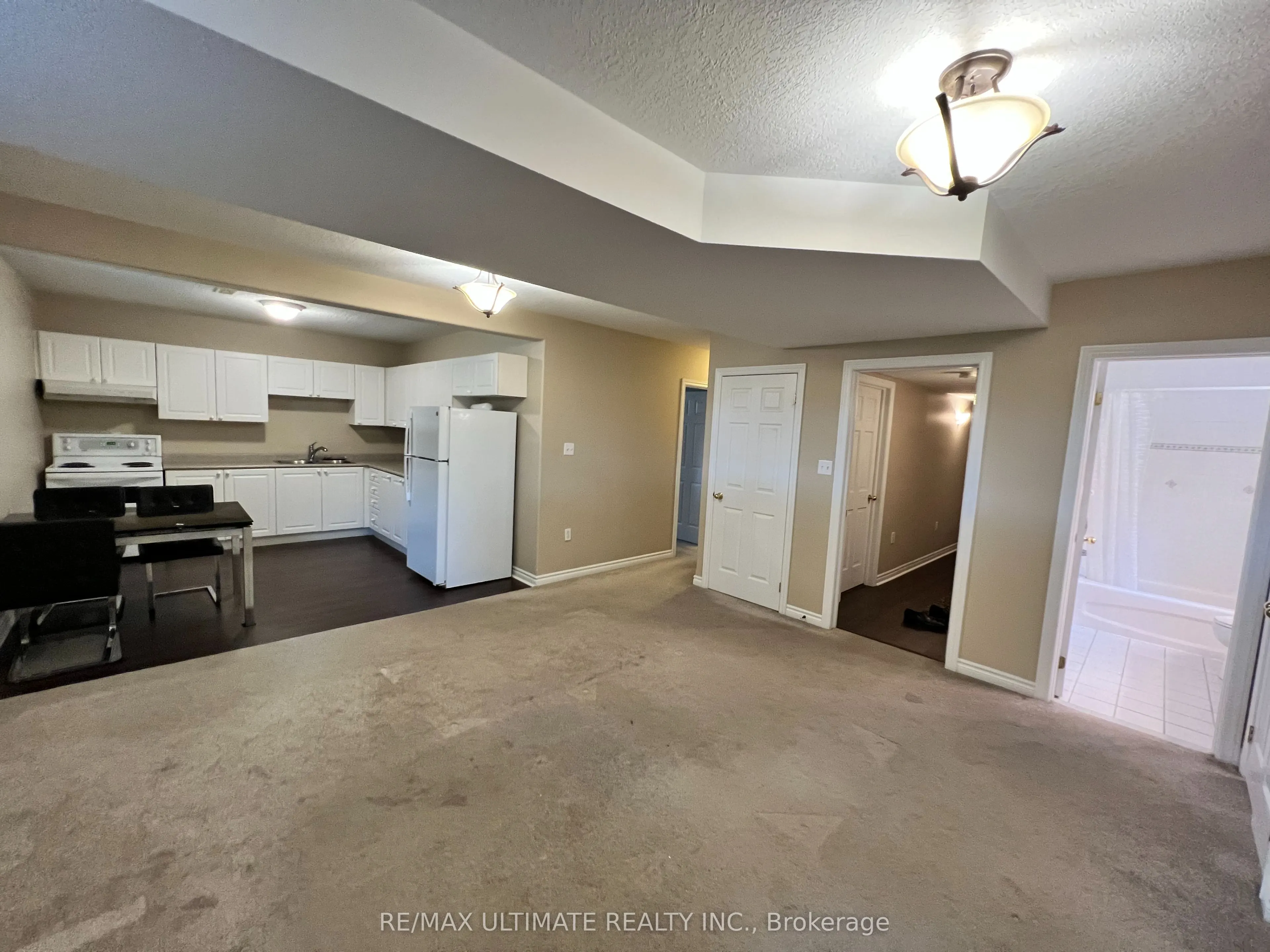 209 Dunsmore Lane, #Lower