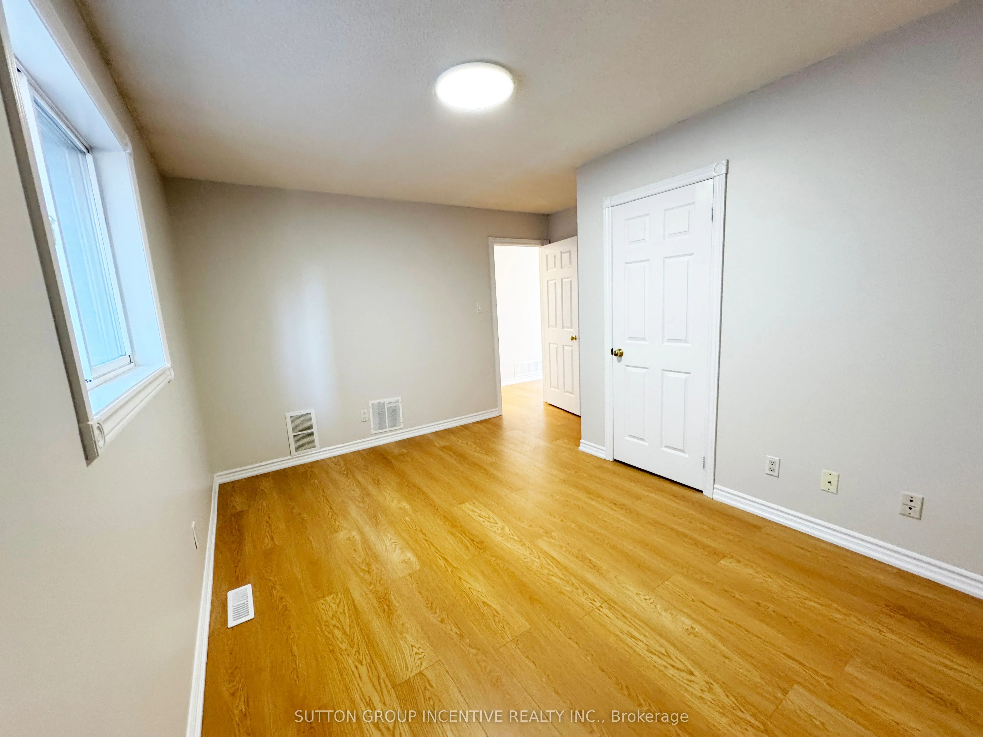 18 Forest Dale Drive