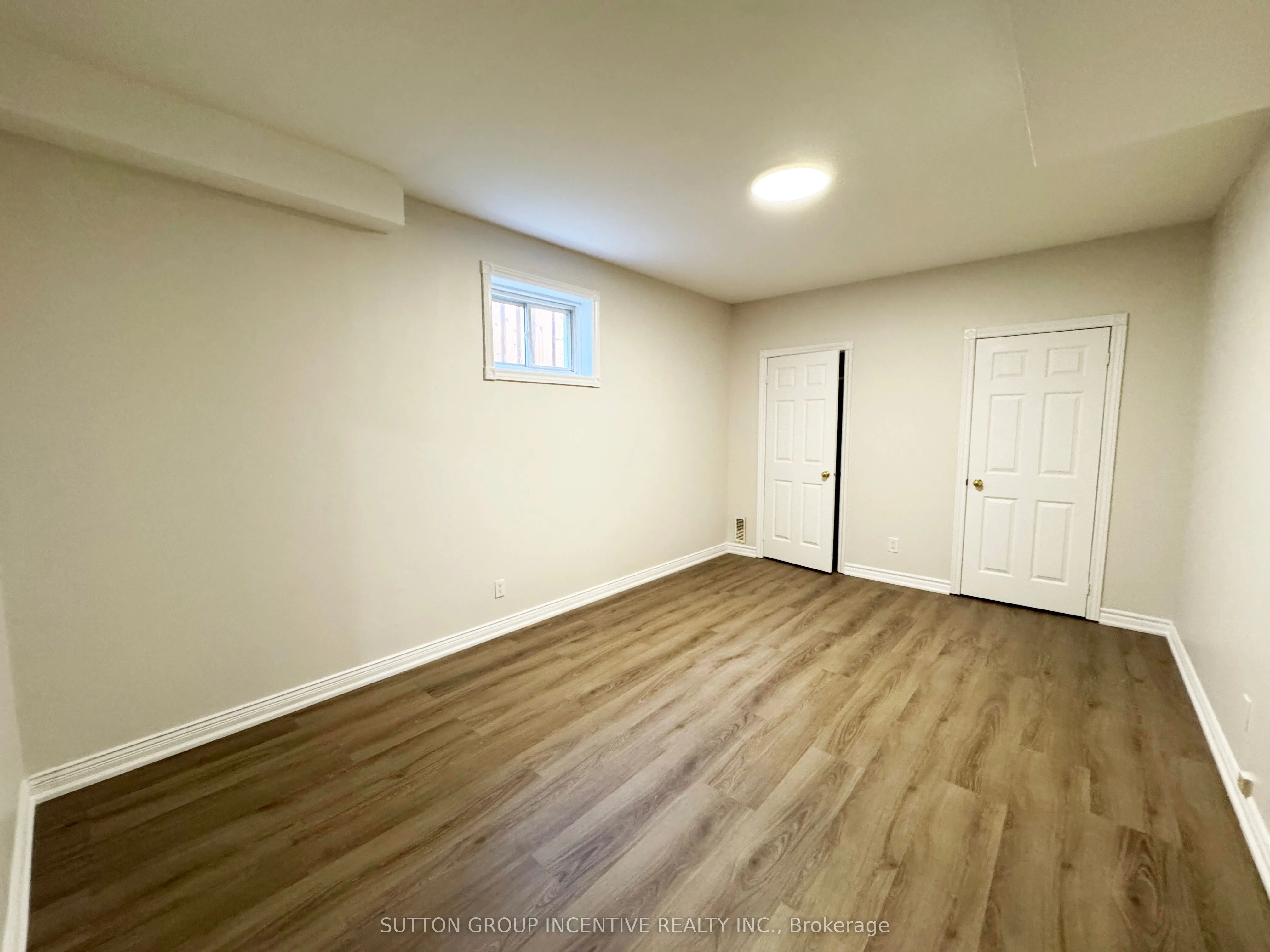 18 Forest Dale Drive