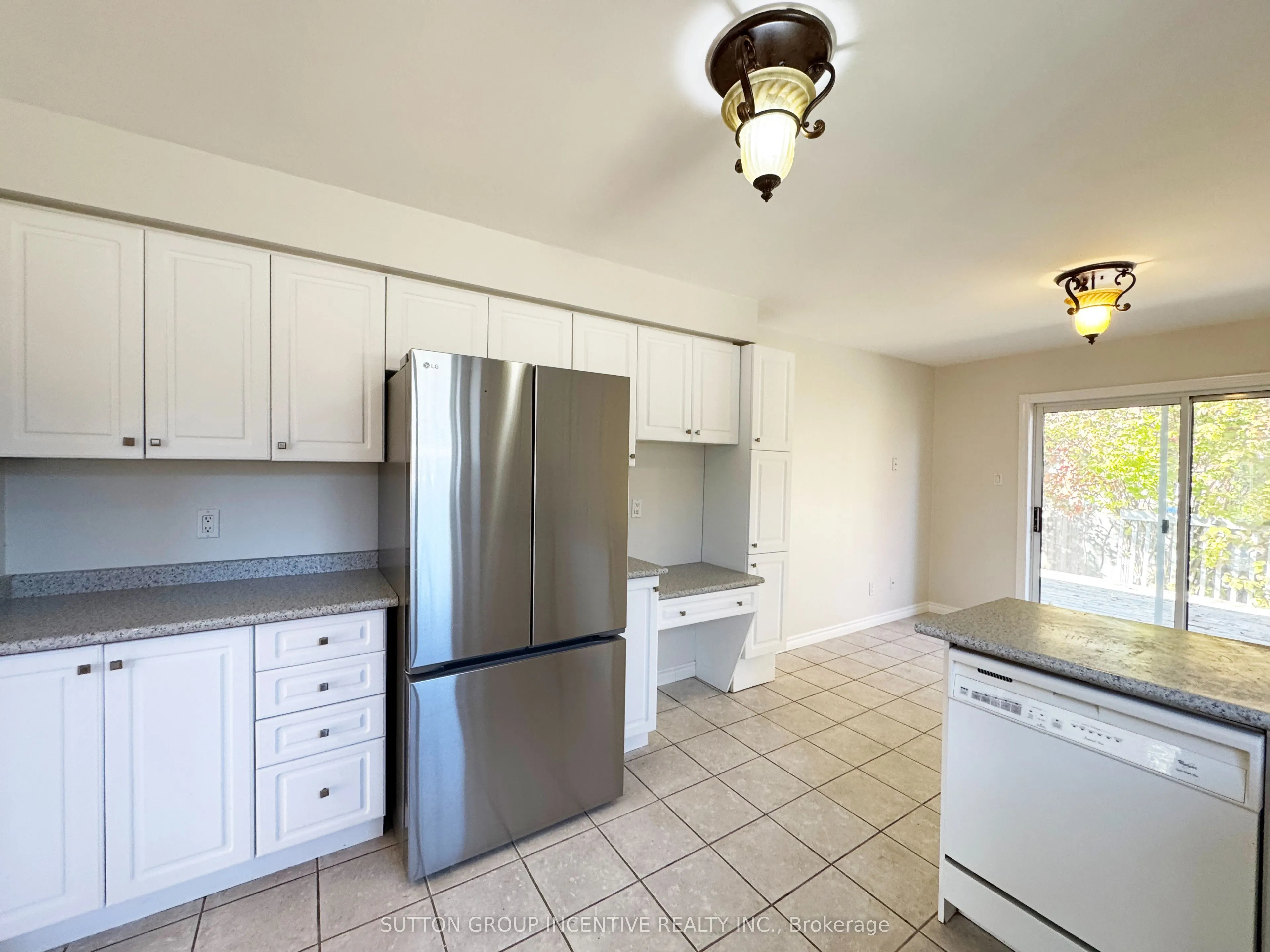 18 Forest Dale Drive