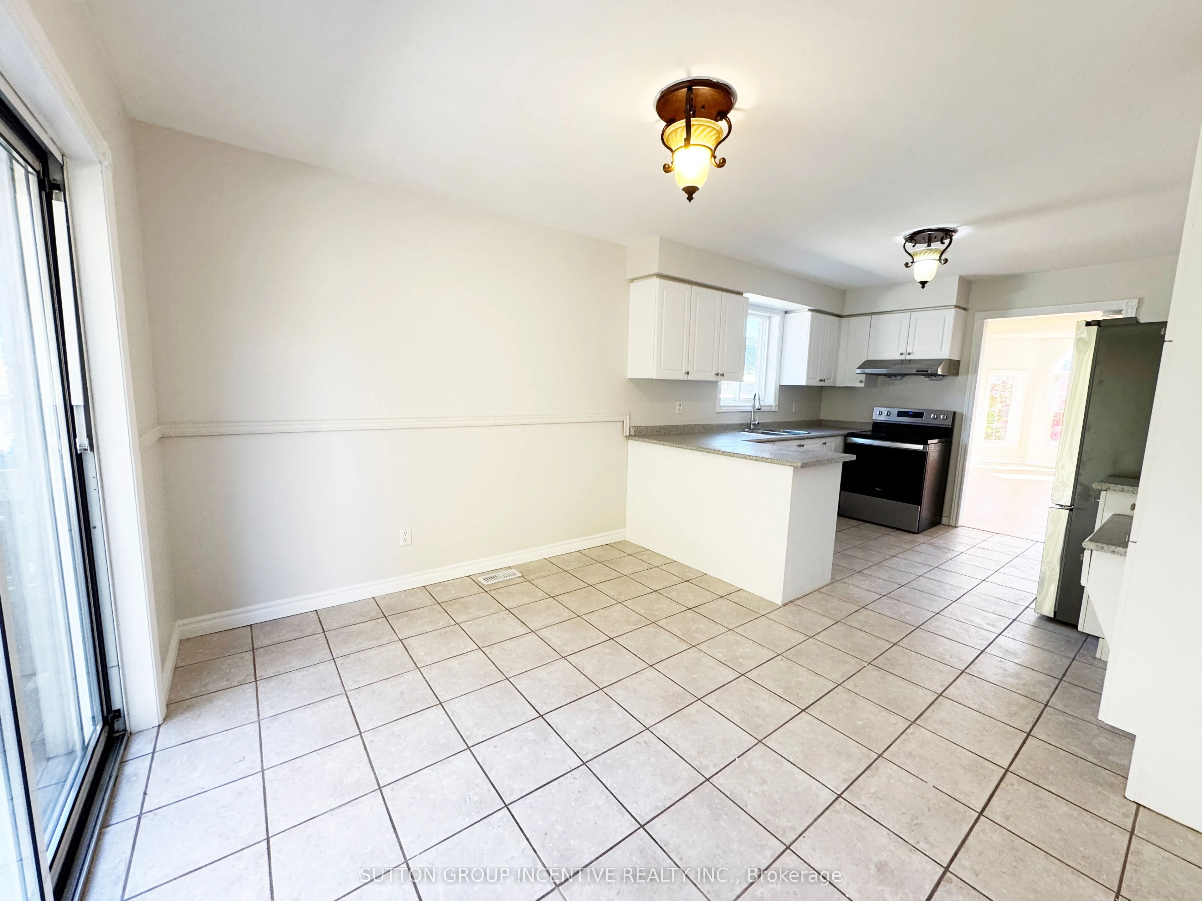 18 Forest Dale Drive