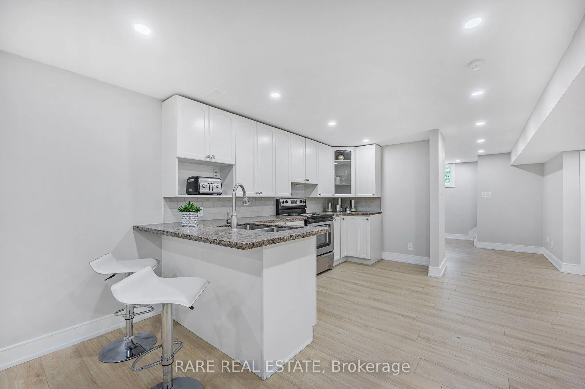 4 BRONZE BIRD Crescent