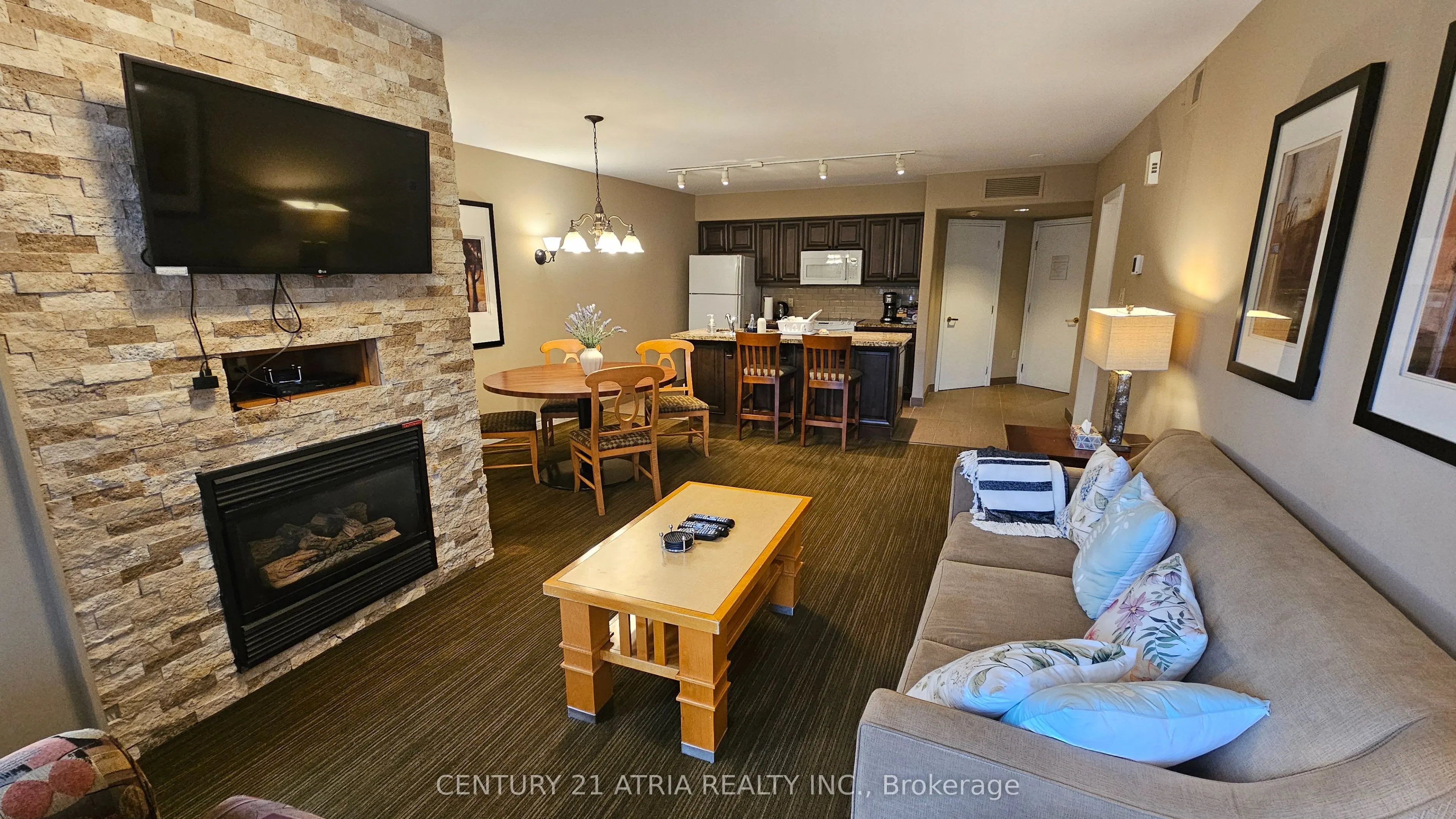 90 Highlands Drive, #2074/75