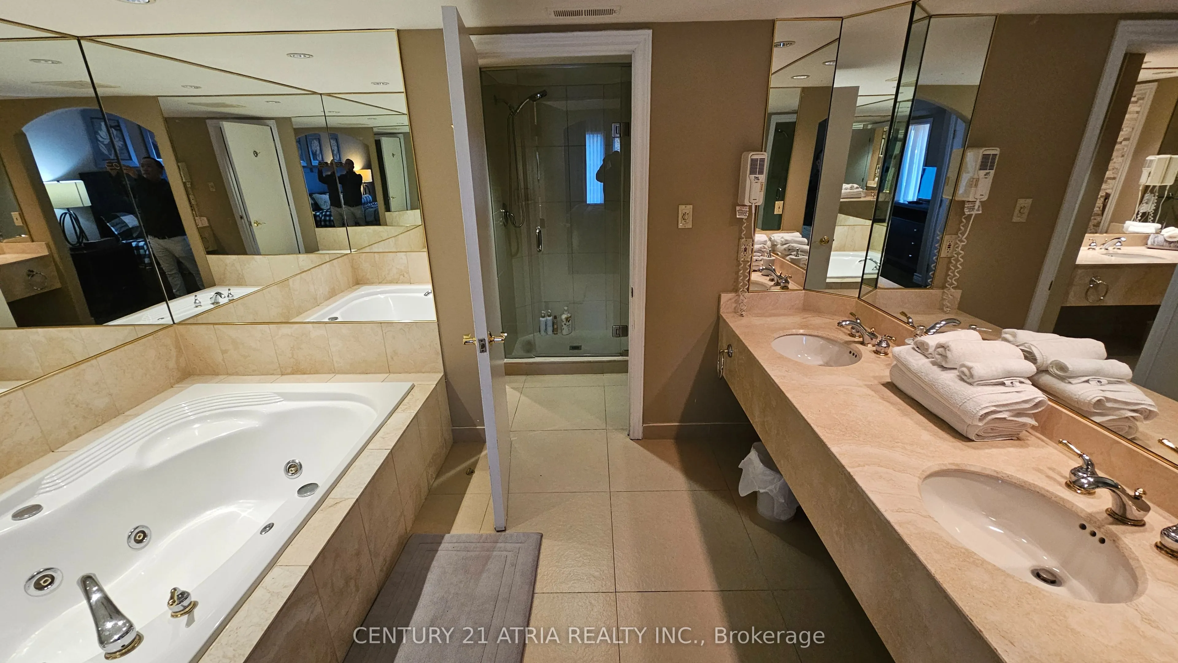 90 Highlands Drive, #2074/75