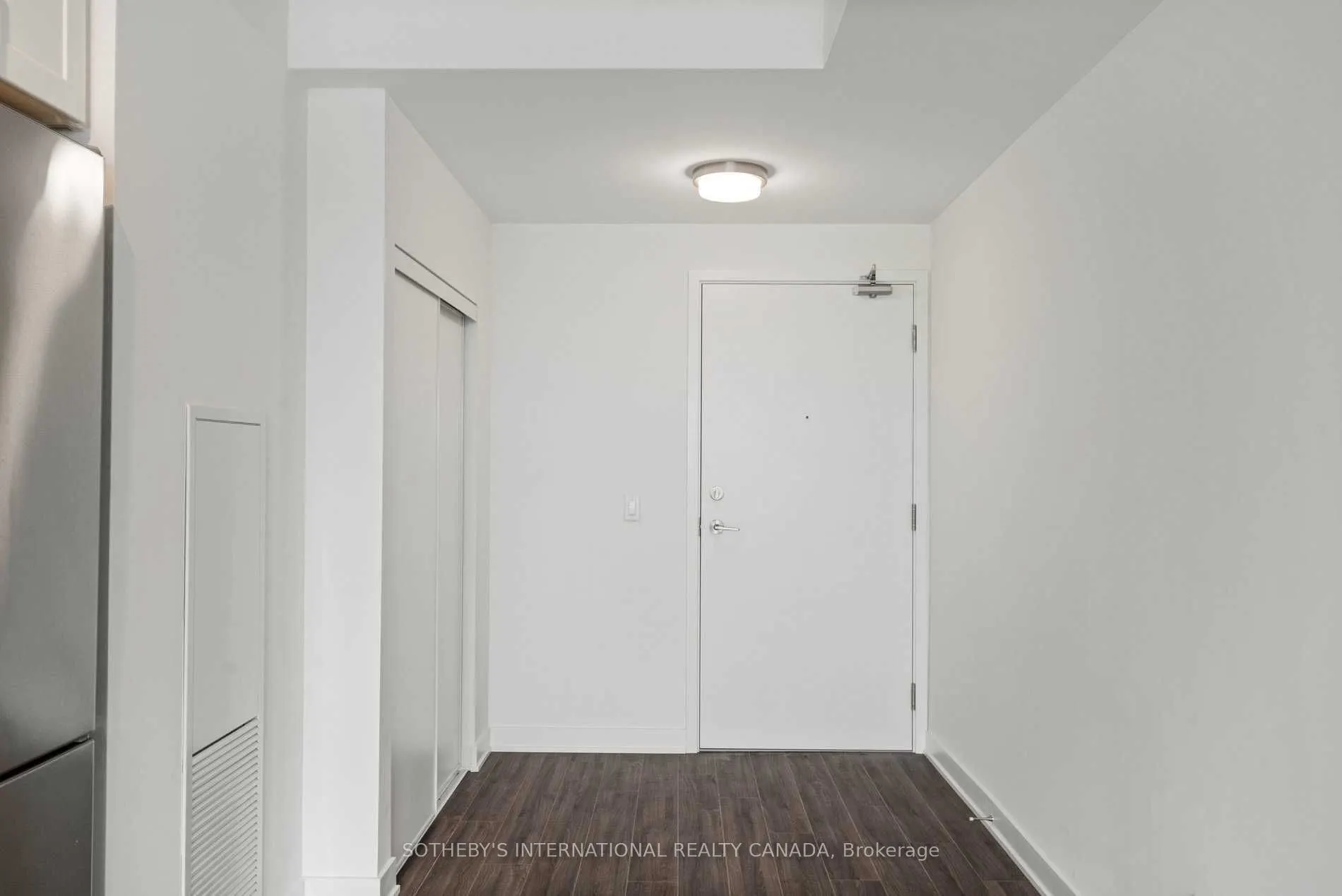 681 Yonge Street, #303