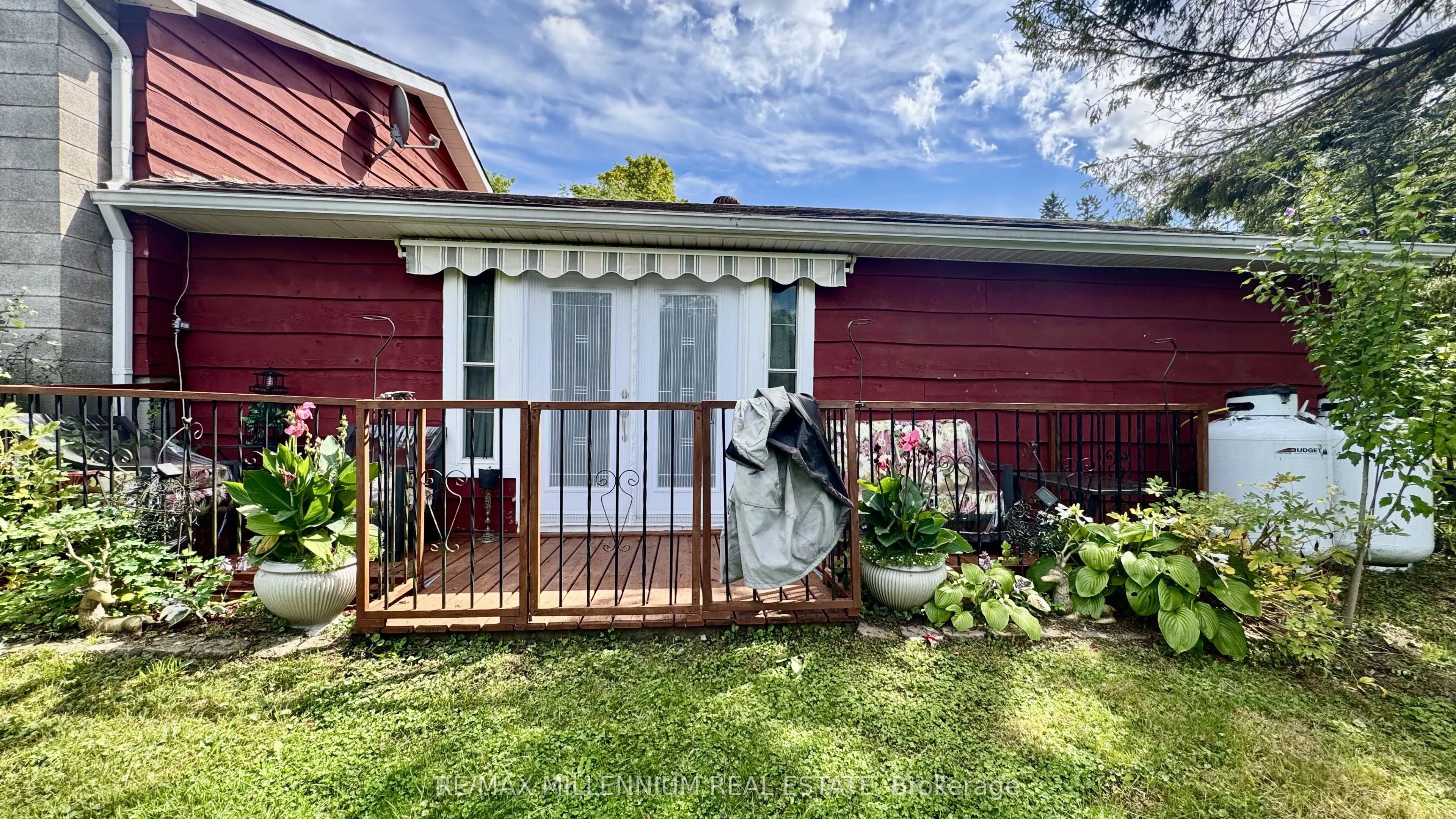 3741 Cedar Rapids Drive SW