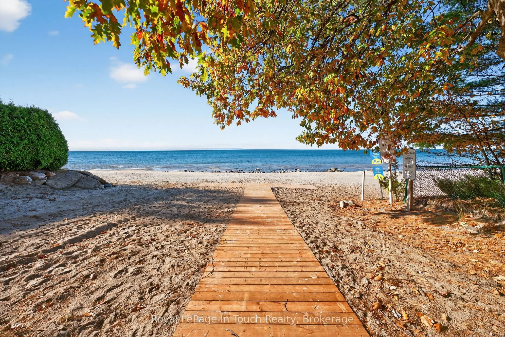 302 Concession 11 Road W