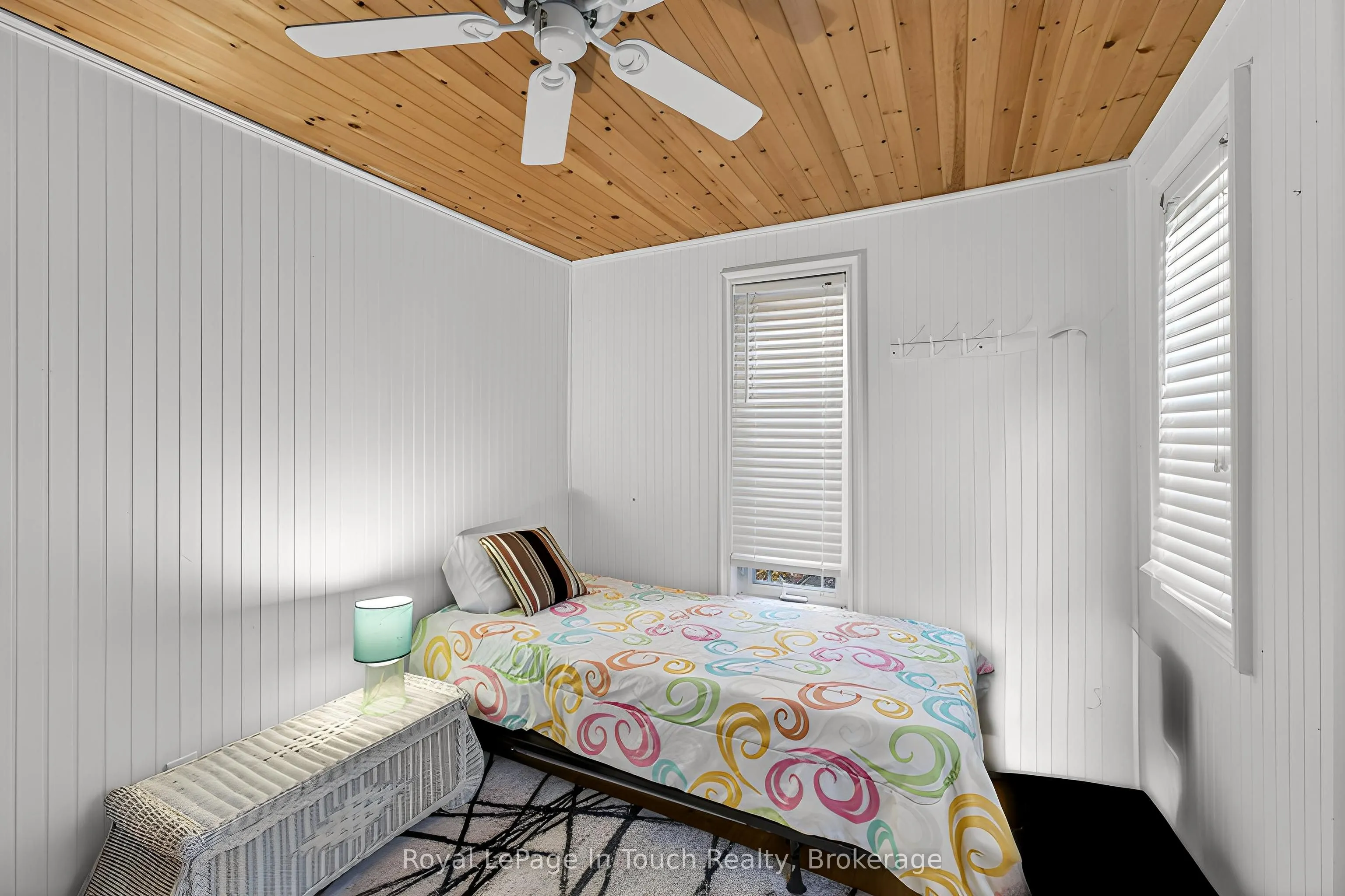 302 Concession 11 Road W