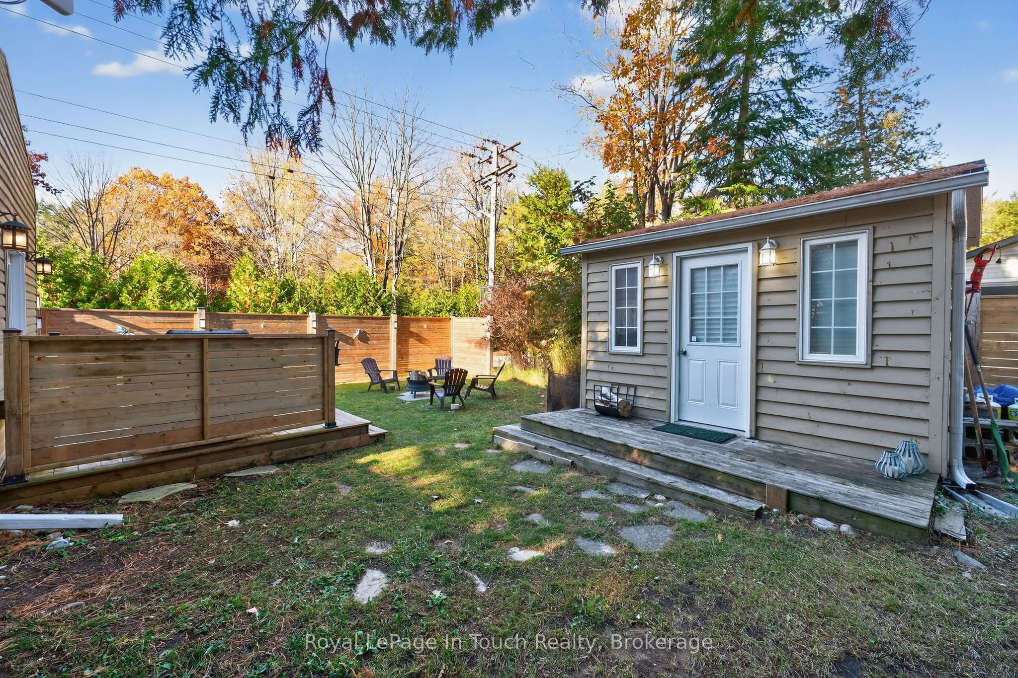 302 Concession 11 Road W