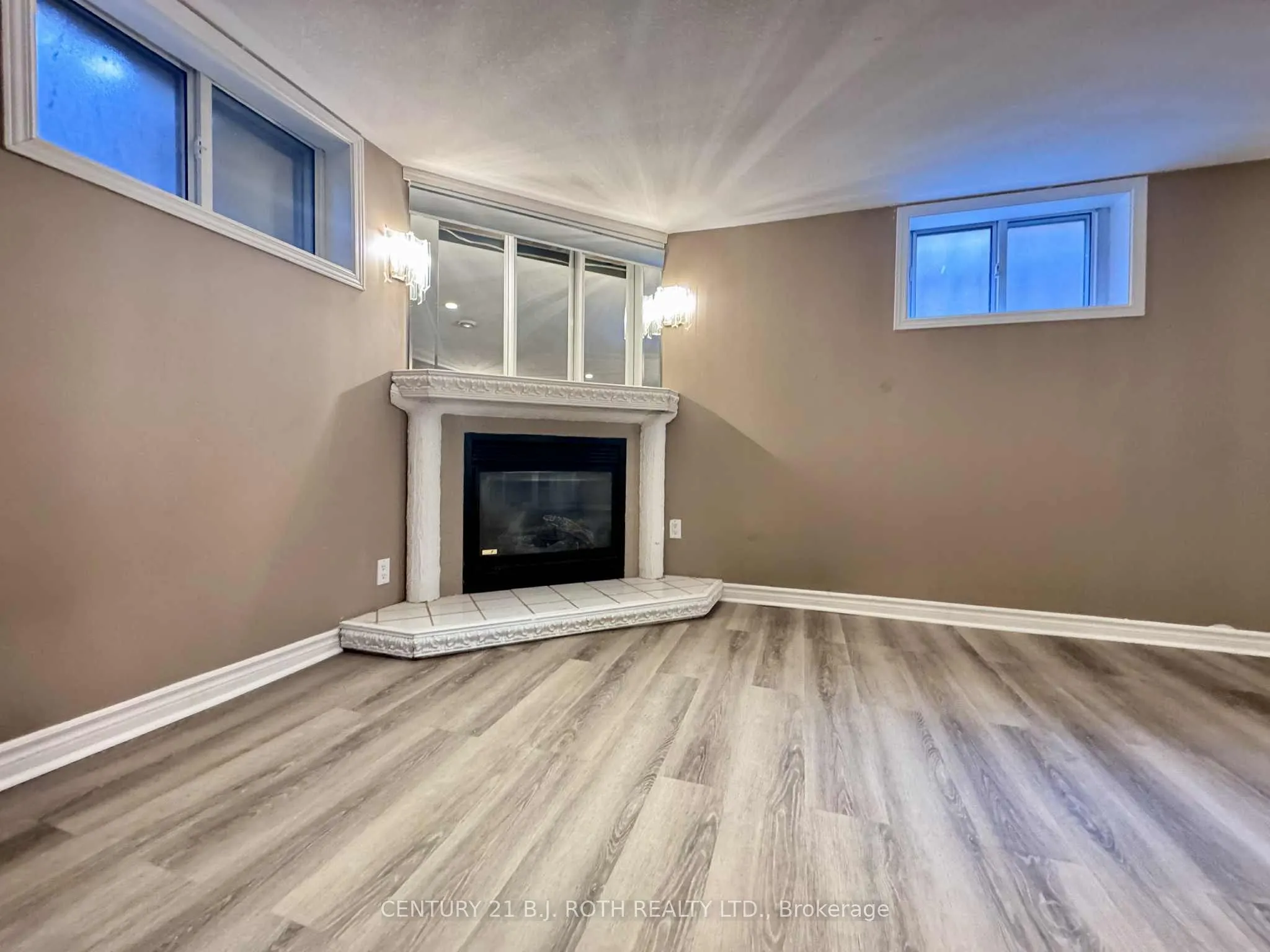 141 Gunn Street, #Lower