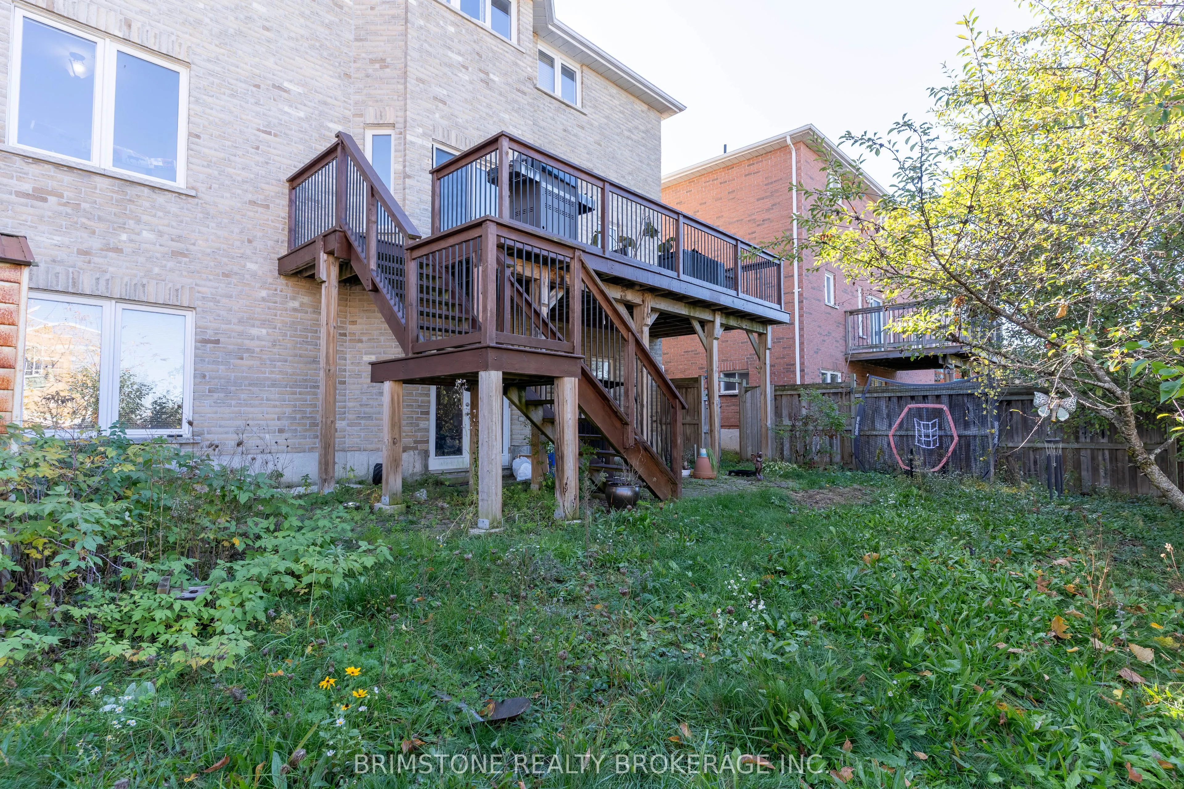 6 Silvercreek Crescent