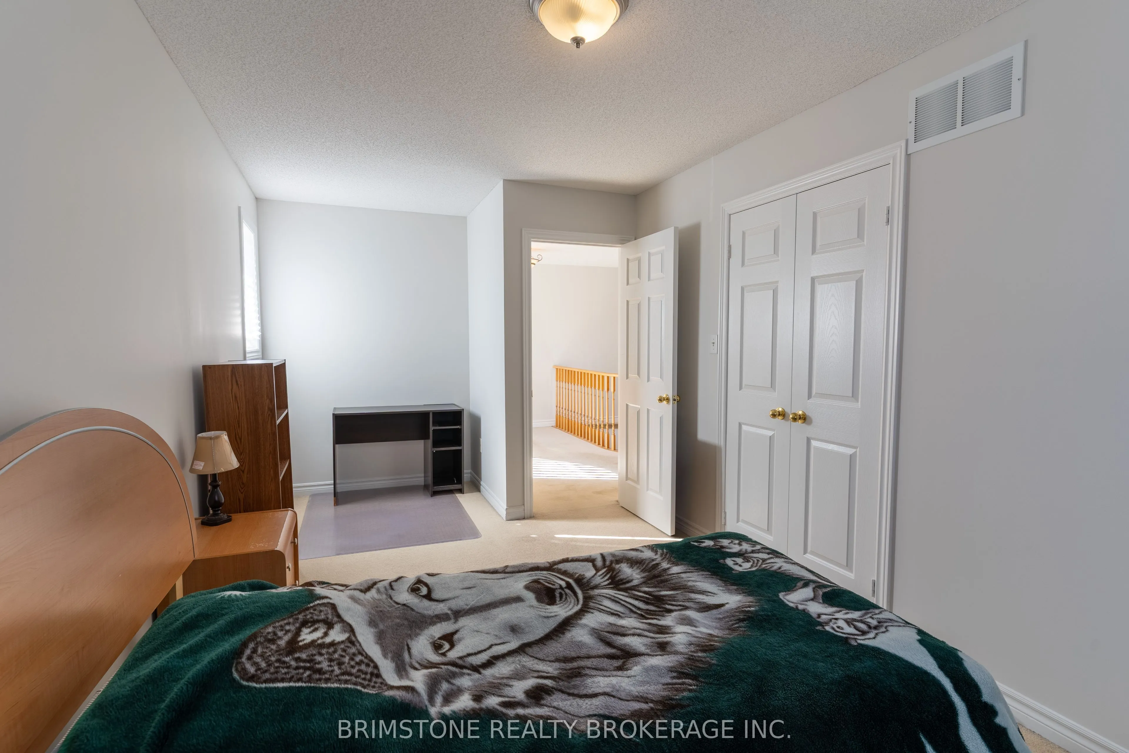 6 Silvercreek Crescent