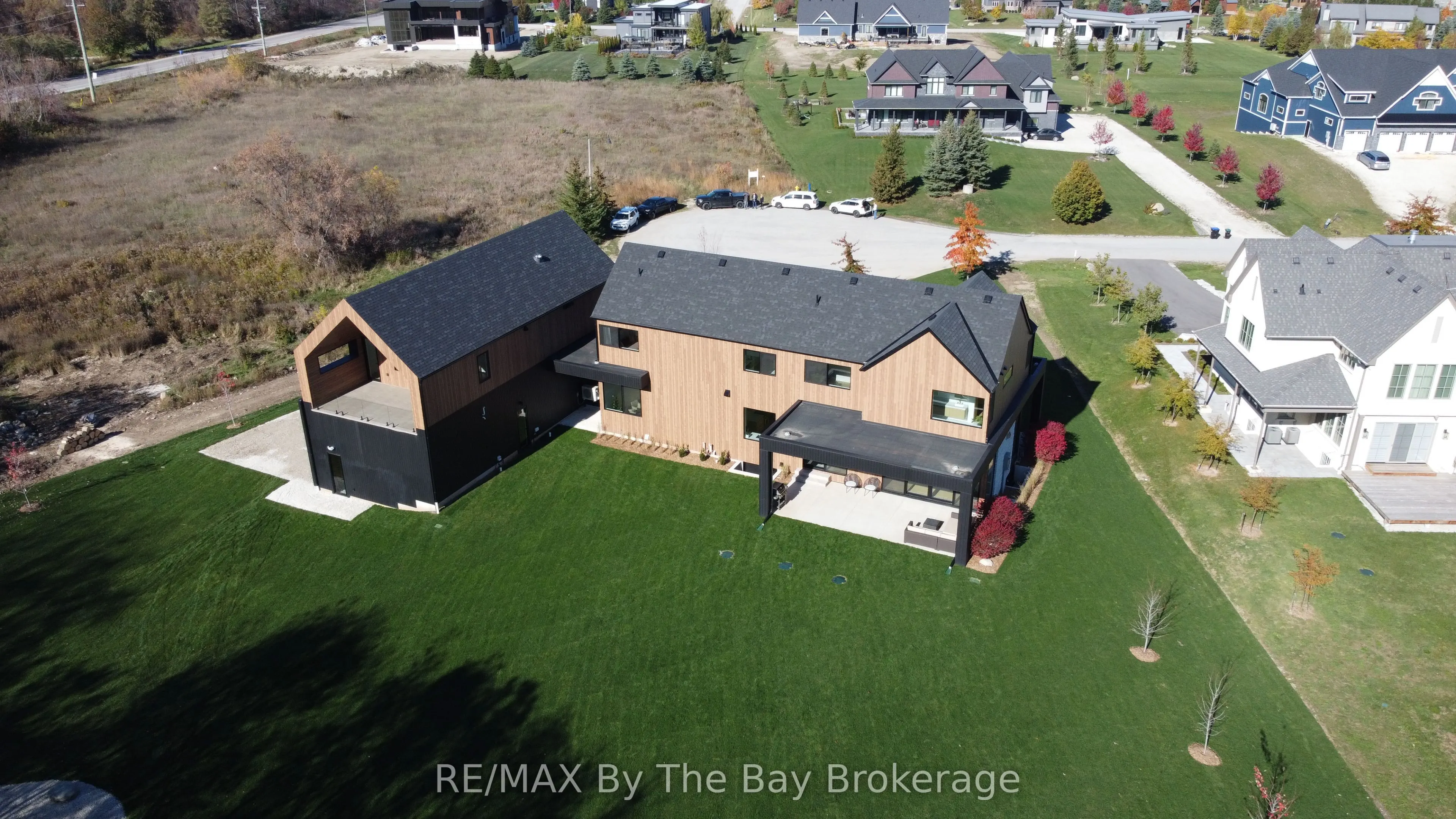 18 Raintree Court