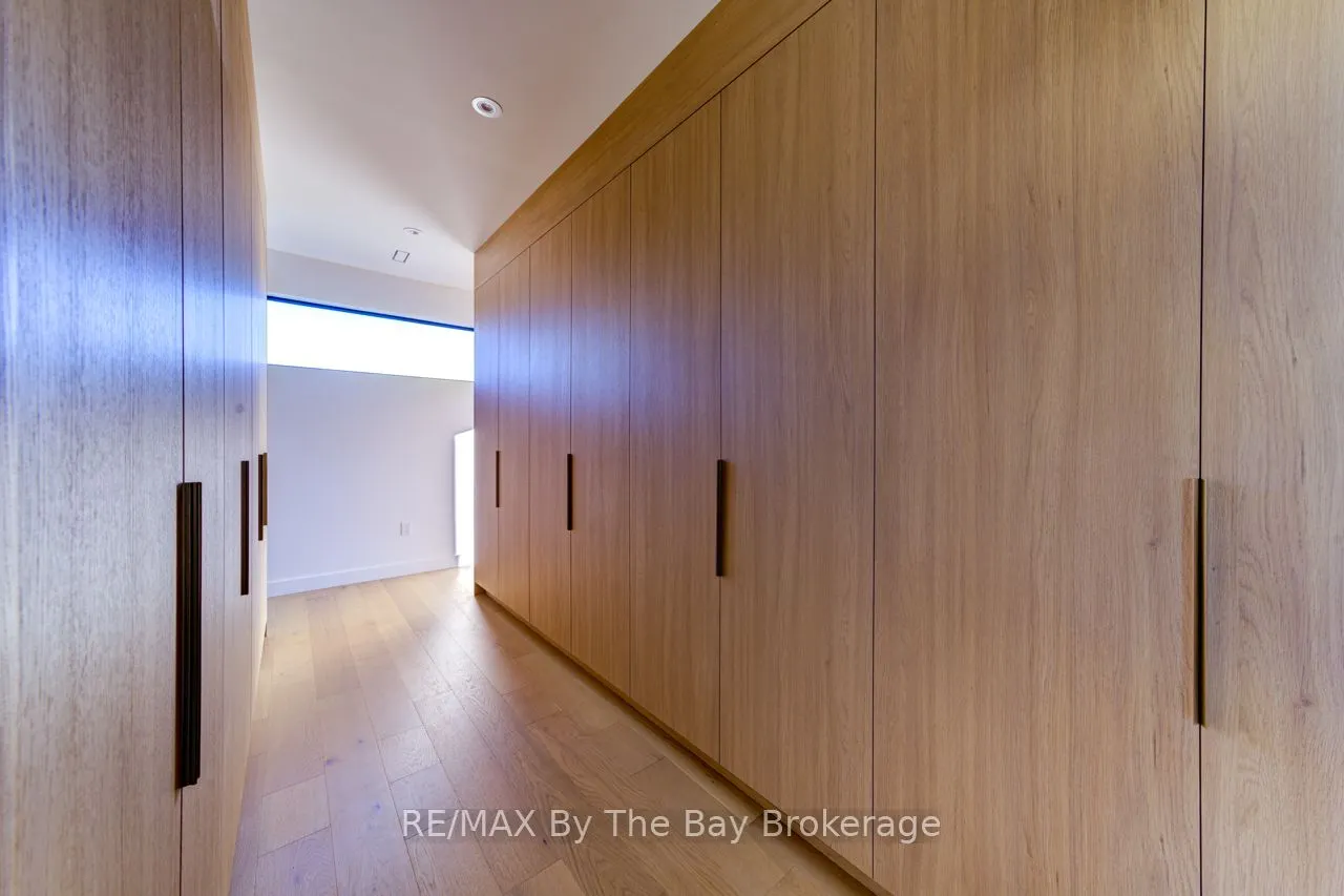 18 Raintree Court