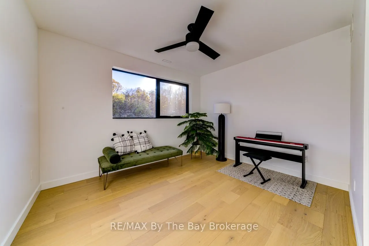 18 Raintree Court